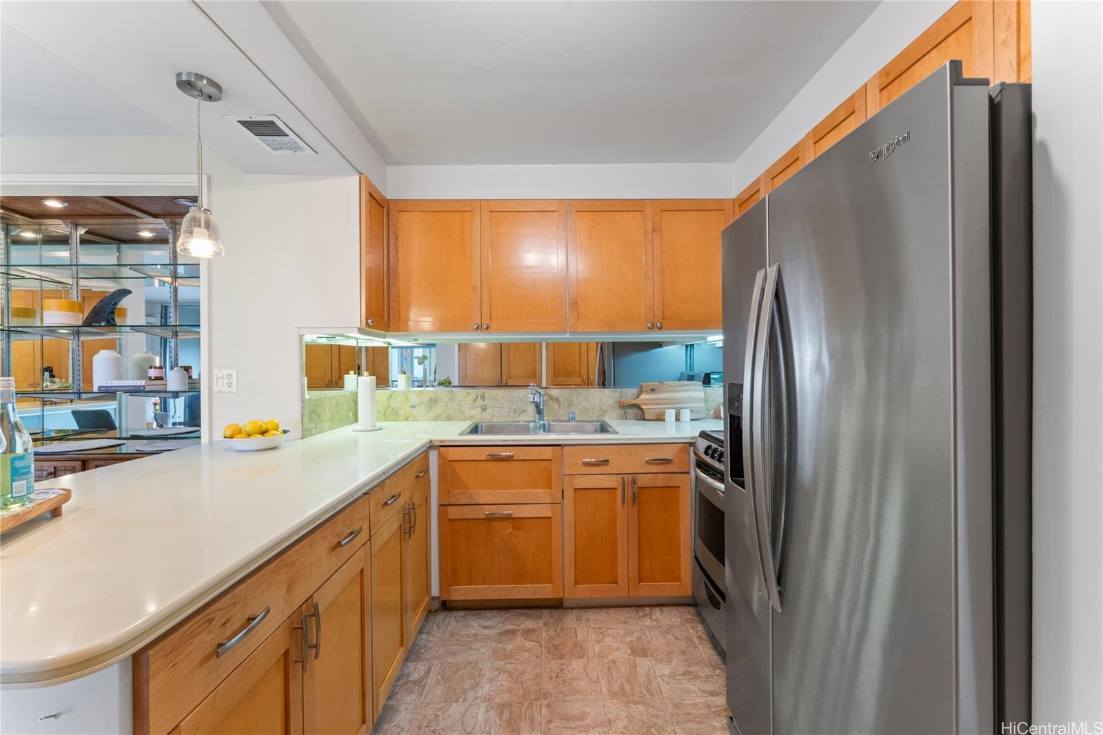 Keoni Ana condo # 1204, Honolulu, Hawaii - photo 12 of 22