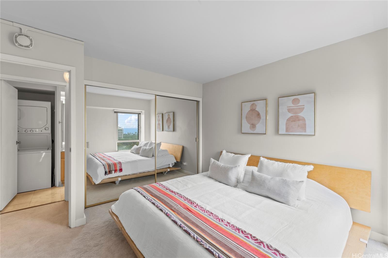 Keoni Ana condo # 1204, Honolulu, Hawaii - photo 16 of 22