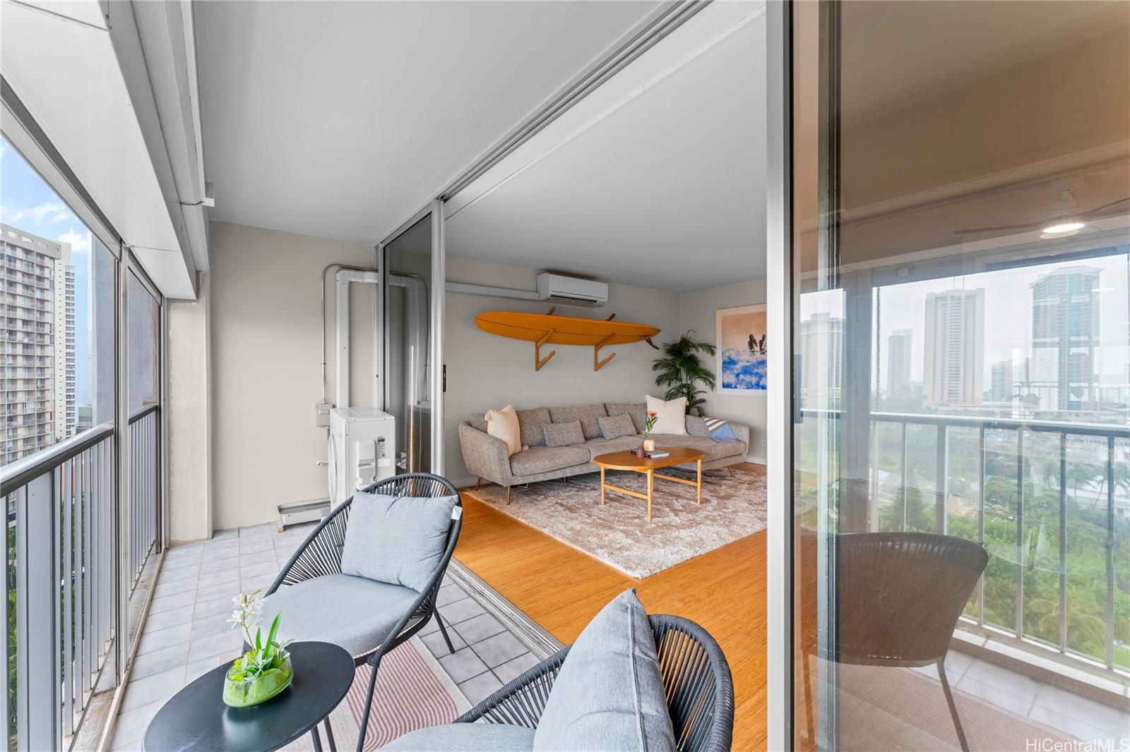 Keoni Ana condo # 1204, Honolulu, Hawaii - photo 7 of 22