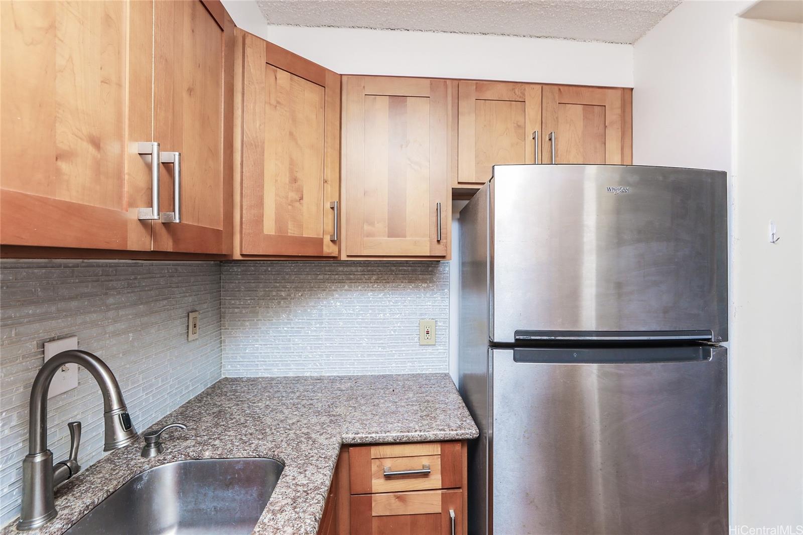 Keoni Ana condo # 1307, Honolulu, Hawaii - photo 16 of 25