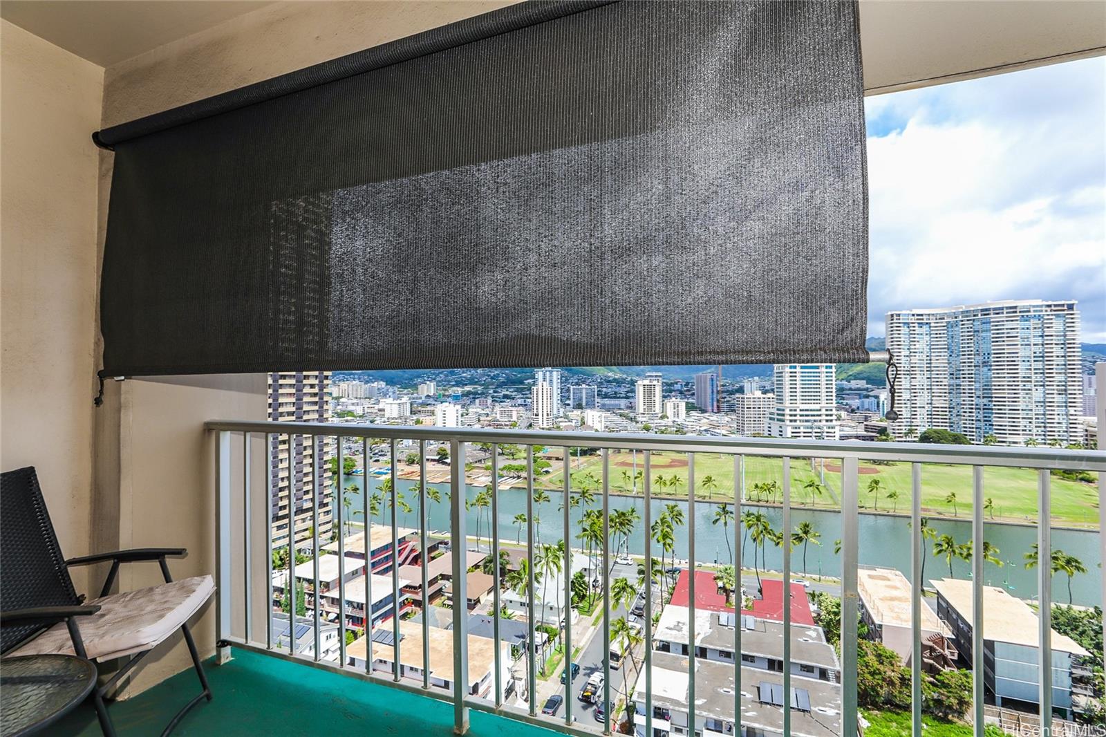 Keoni Ana condo # 1307, Honolulu, Hawaii - photo 4 of 25