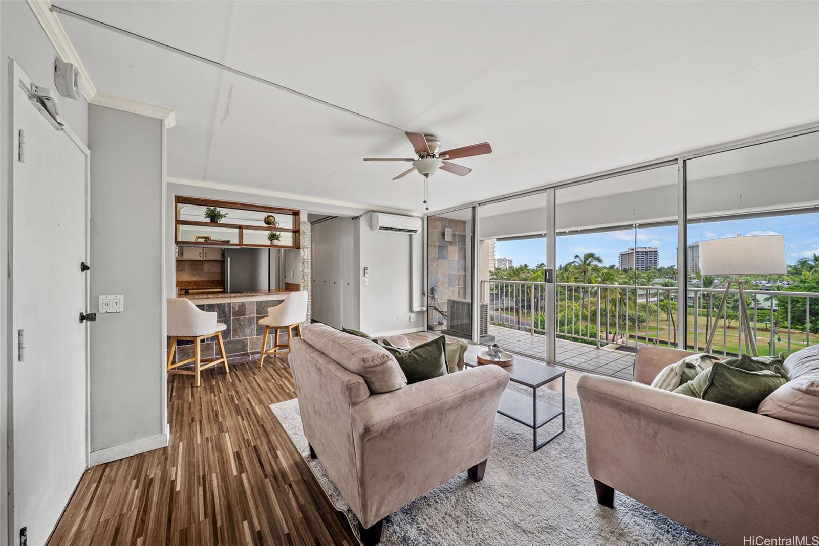 Keoni Ana condo # 204, Honolulu, Hawaii - photo 3 of 20