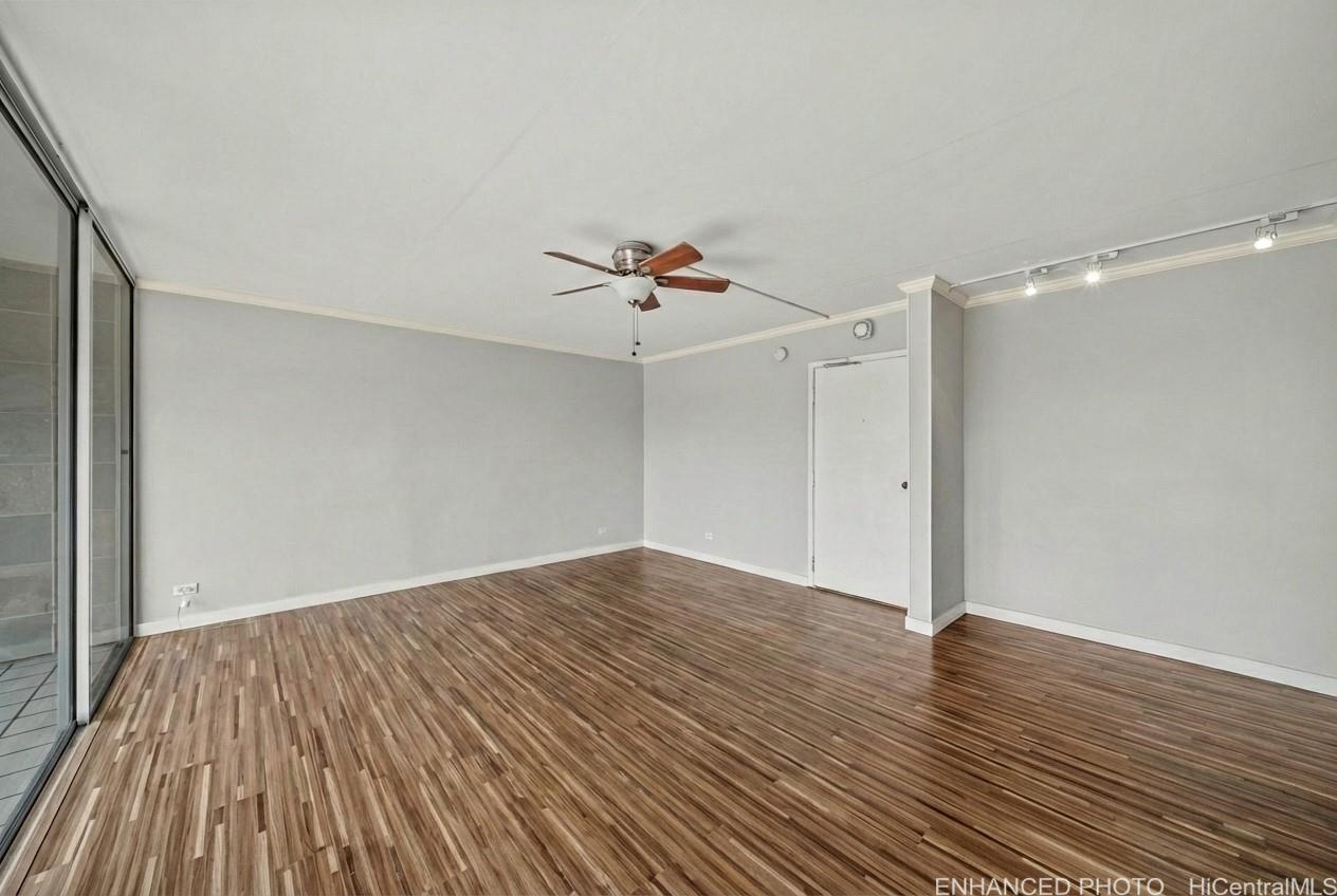 Keoni Ana condo # 204, Honolulu, Hawaii - photo 4 of 20