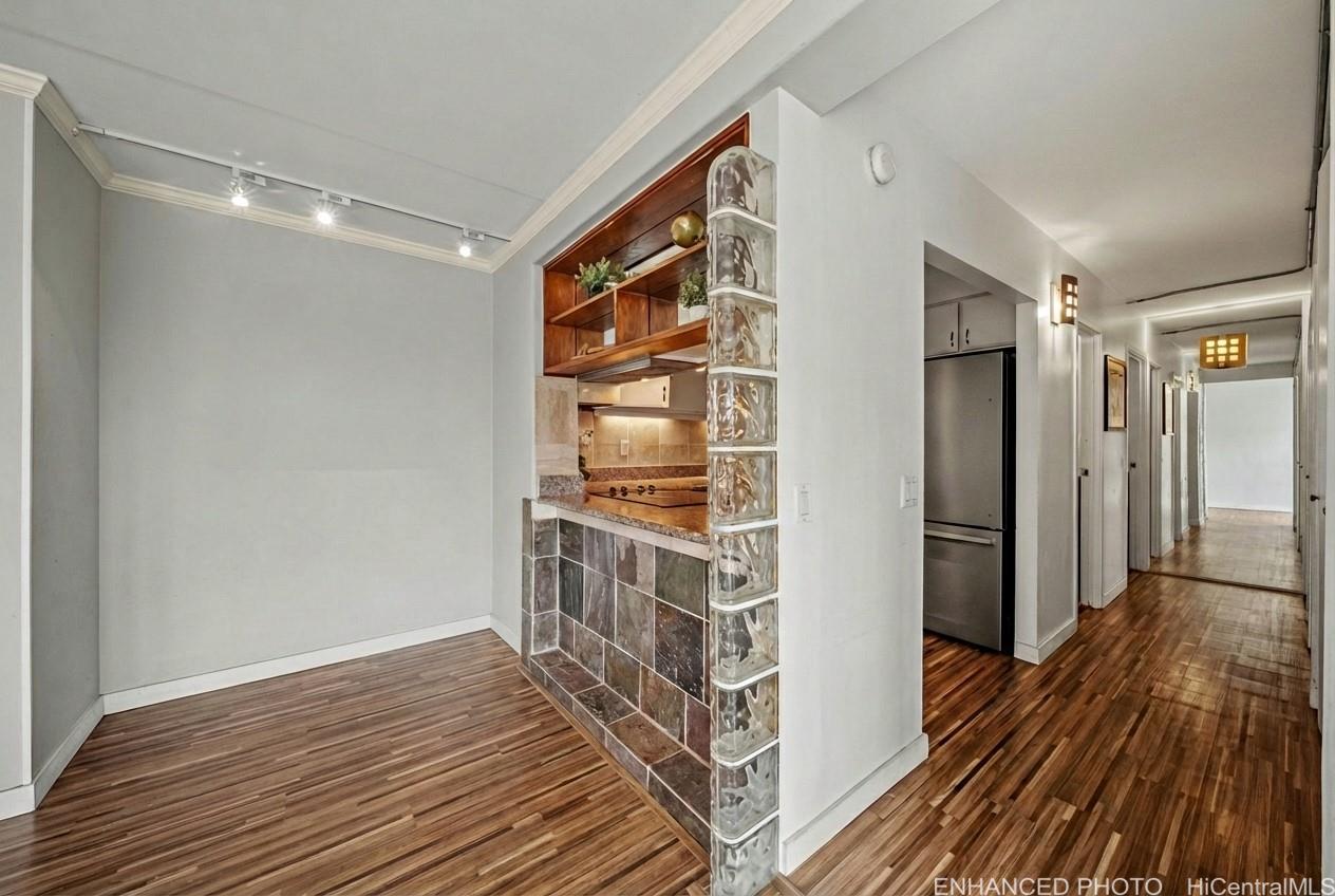 Keoni Ana condo # 204, Honolulu, Hawaii - photo 7 of 20