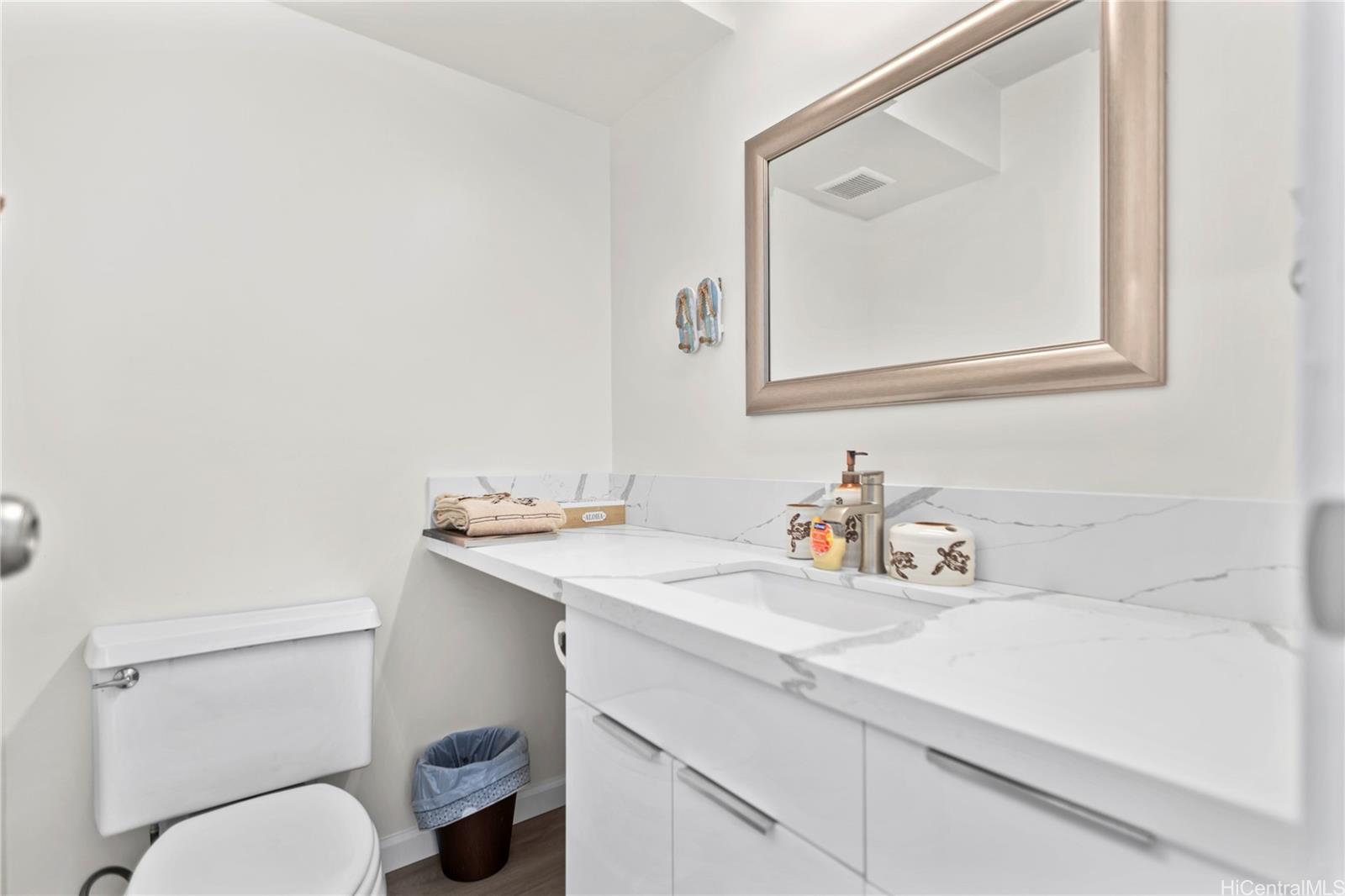 Keoni Ana condo # 304, Honolulu, Hawaii - photo 11 of 20