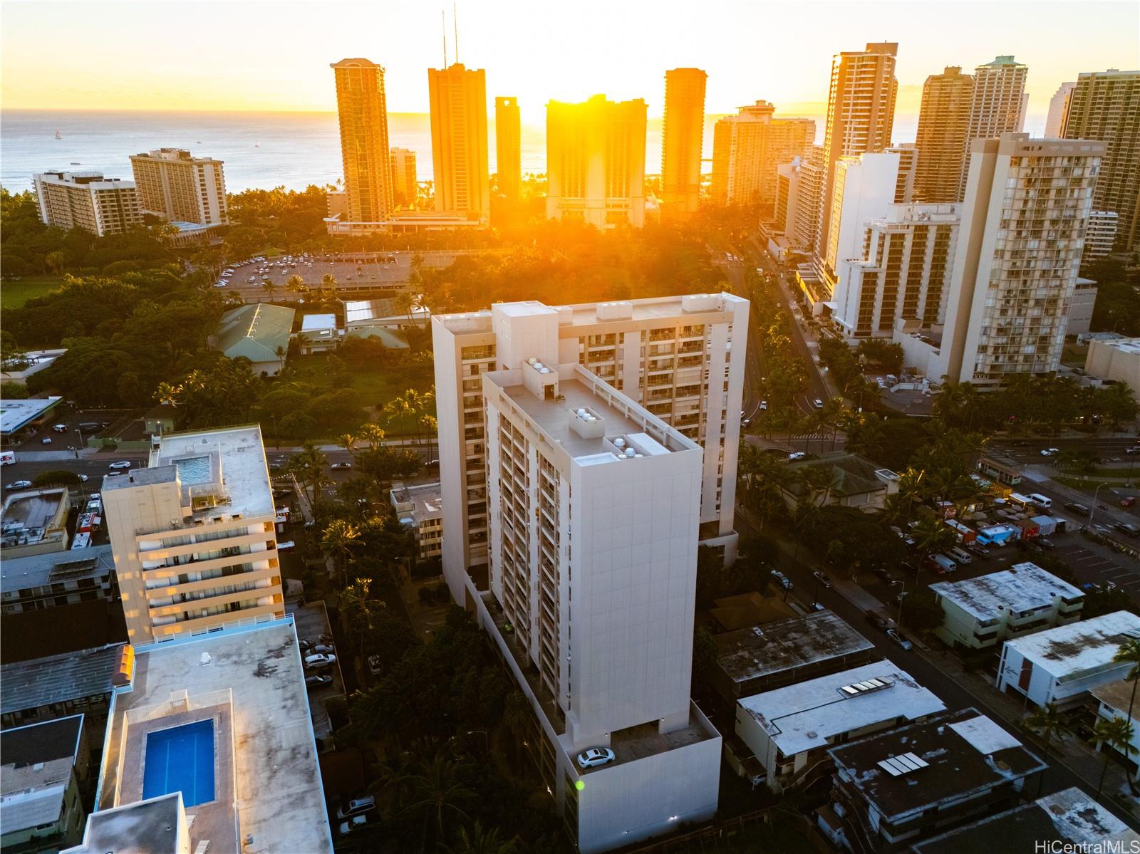 Keoni Ana condo # 304, Honolulu, Hawaii - photo 20 of 24