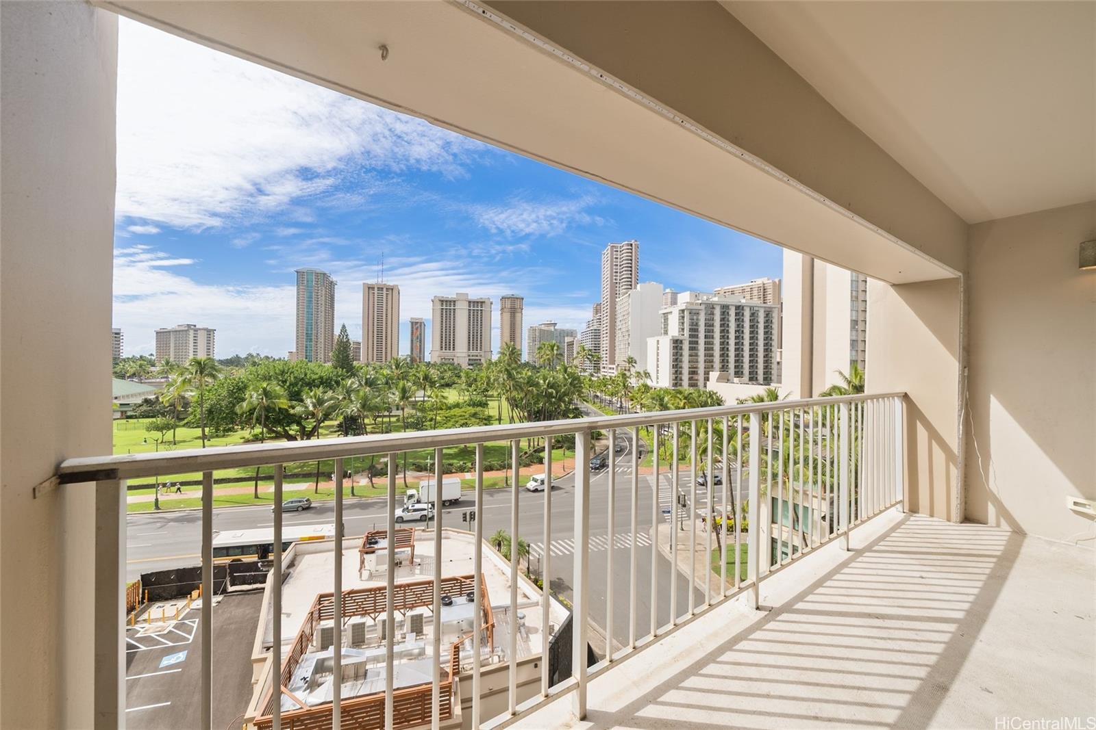 Keoni Ana condo # 308, Honolulu, Hawaii - photo 15 of 17