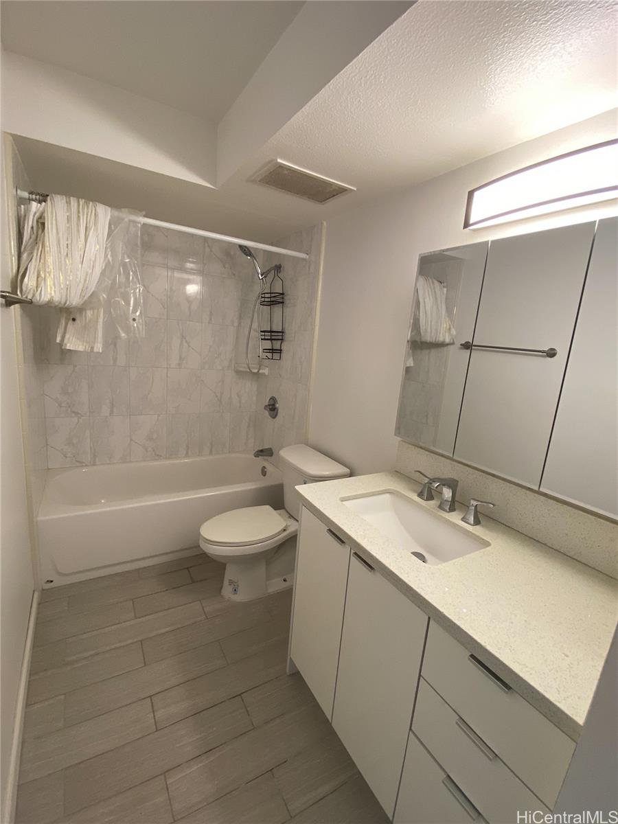 Keoni Ana condo # 308, Honolulu, Hawaii - photo 7 of 11