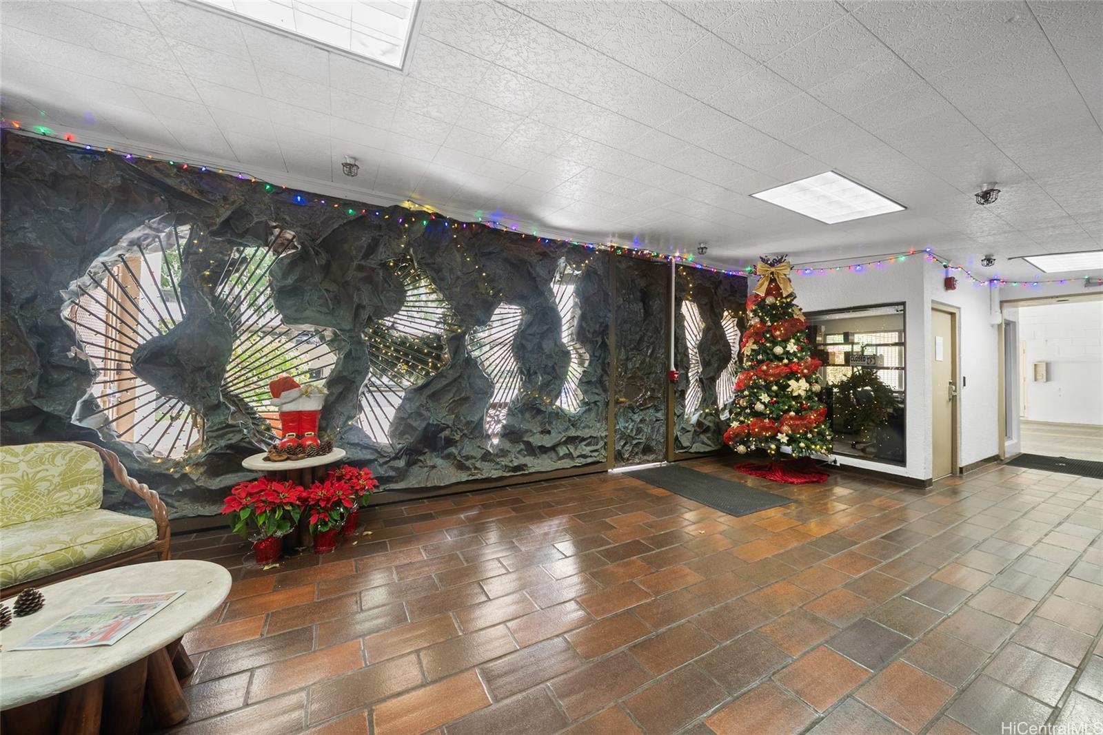 Keoni Ana condo # 308, Honolulu, Hawaii - photo 7 of 17