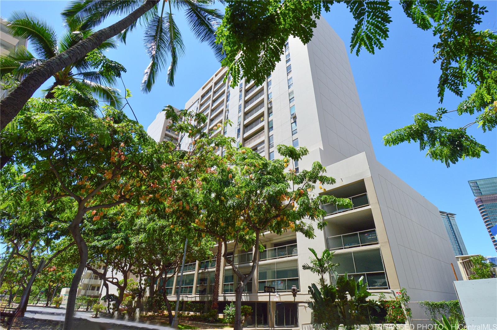 Keoni Ana condo # 412, Honolulu, Hawaii - photo 2 of 25