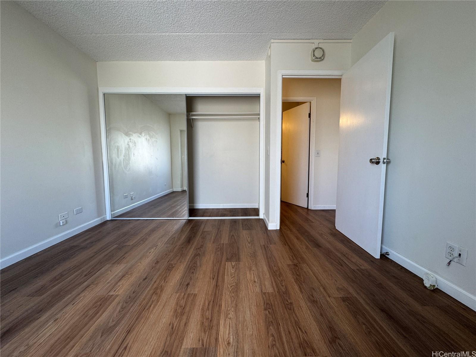 Keoni Ana condo # 514, Honolulu, Hawaii - photo 6 of 17