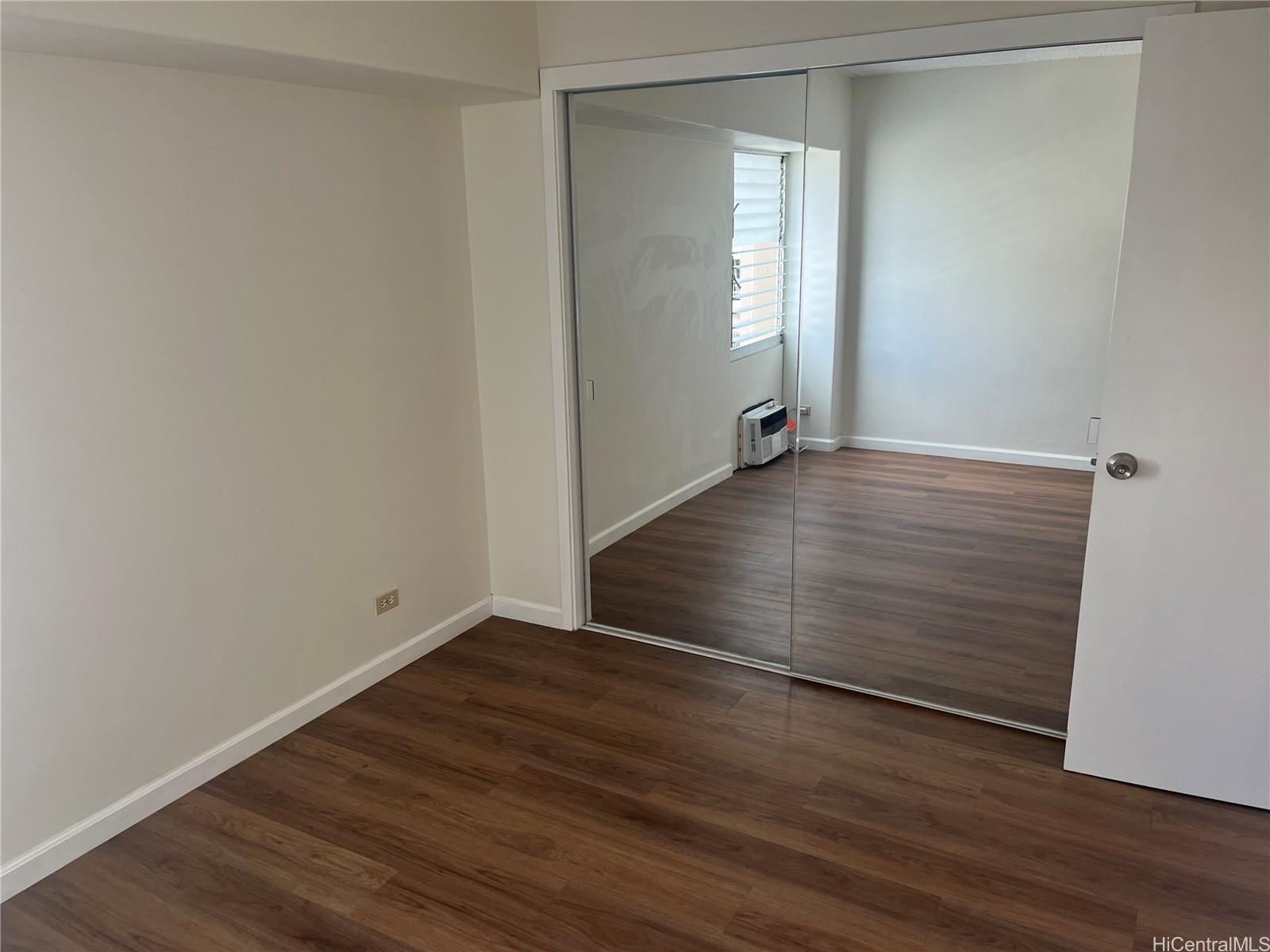 Keoni Ana condo # 514, Honolulu, Hawaii - photo 9 of 17