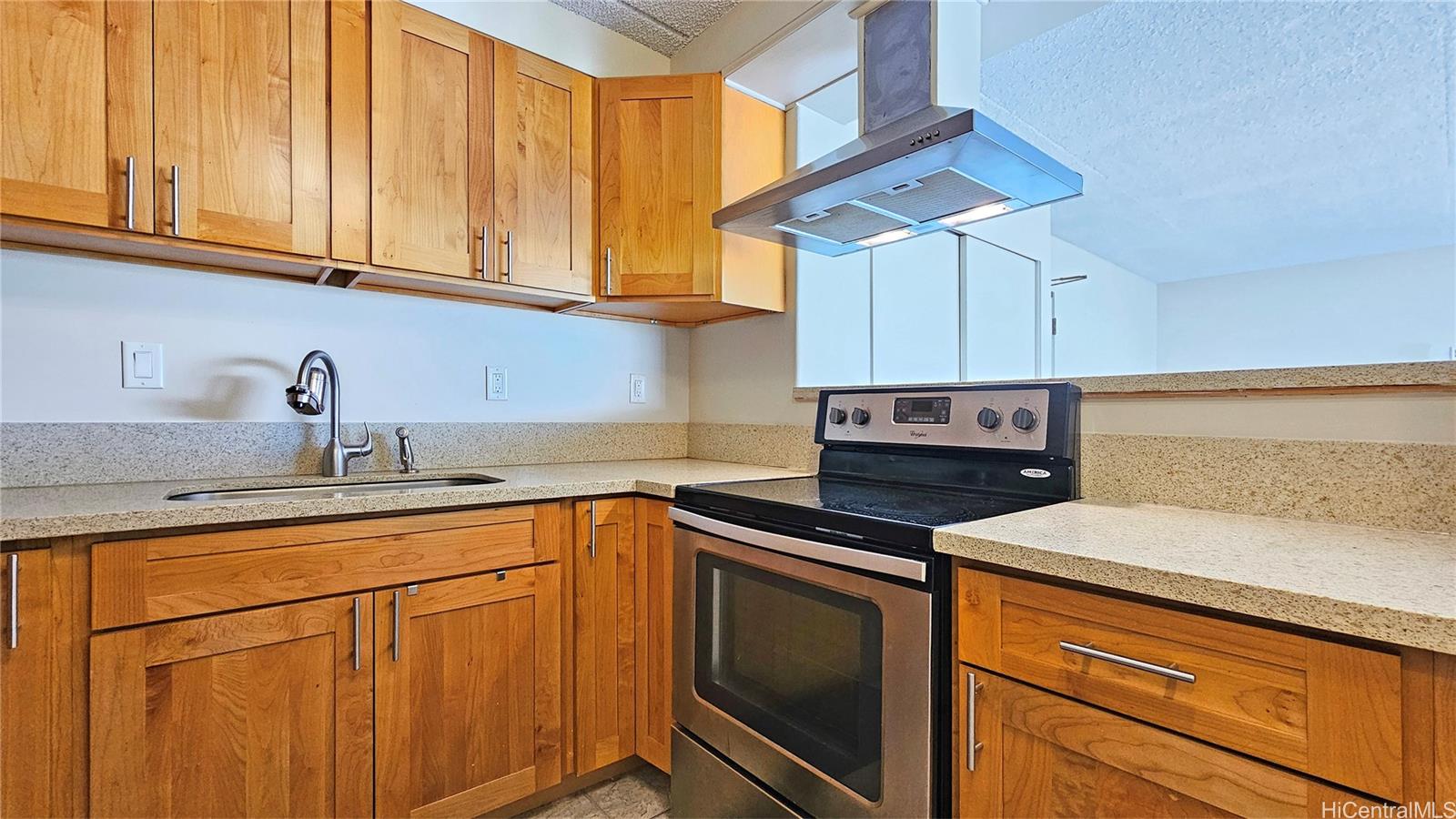 Keoni Ana condo # 603, Honolulu, Hawaii - photo 7 of 25