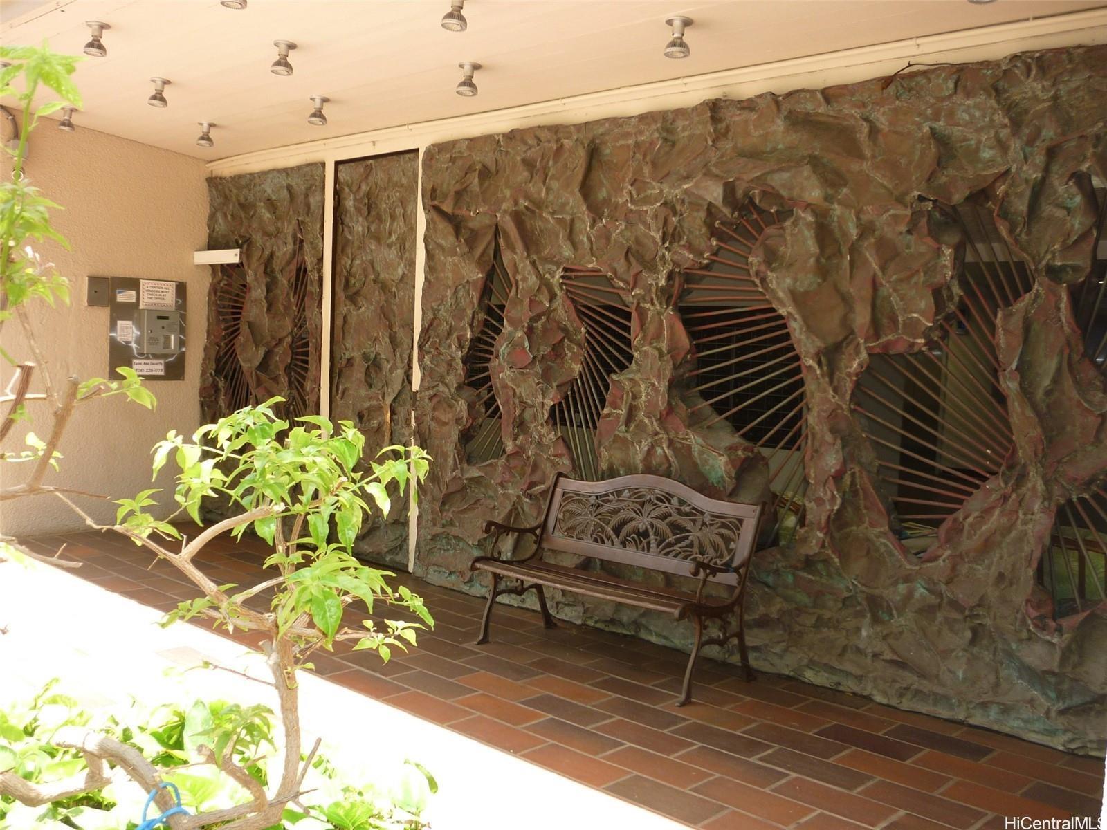 430 Keoniana Street Honolulu - Rental - photo 3 of 13