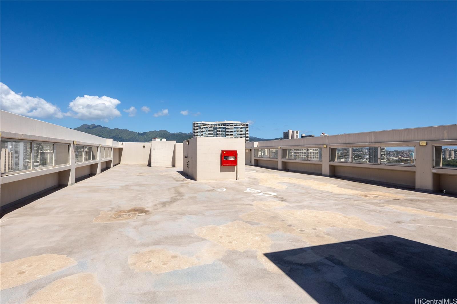 Keoni Ana condo # 703, Honolulu, Hawaii - photo 17 of 17