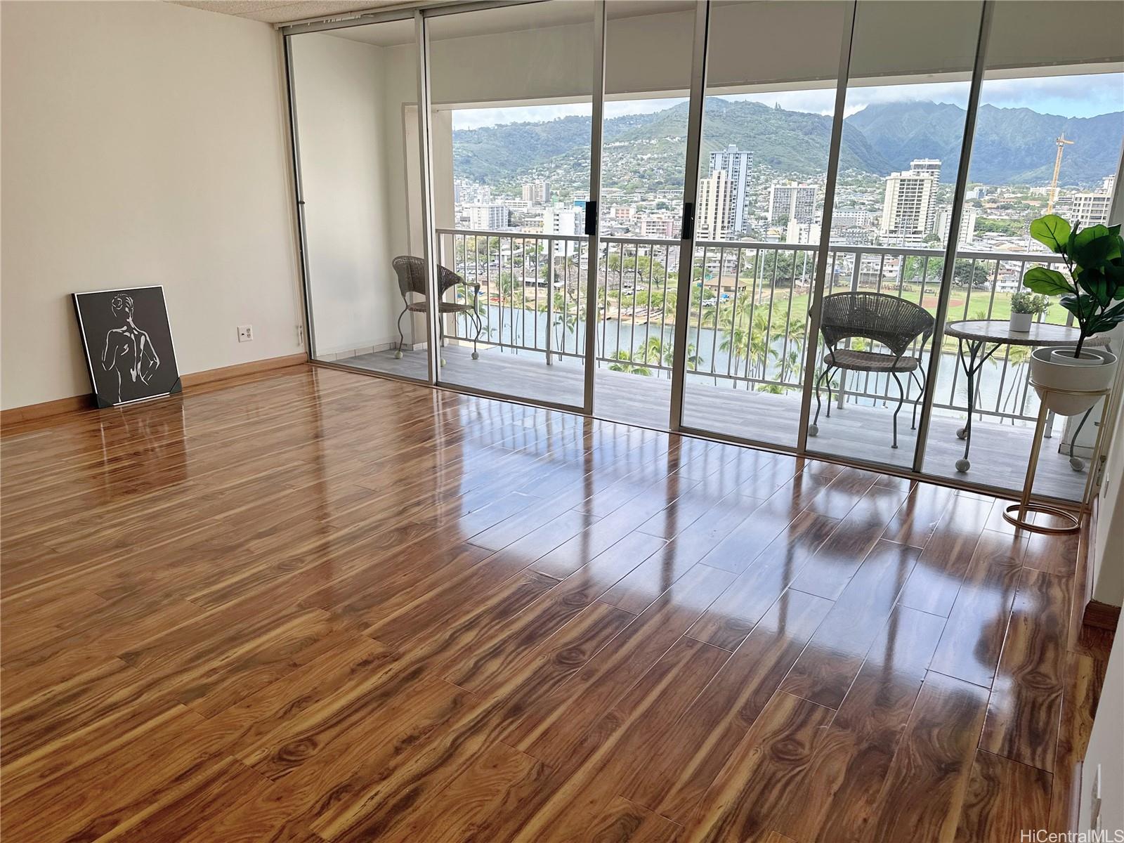 Keoni Ana condo # 905, Honolulu, Hawaii - photo 2 of 15