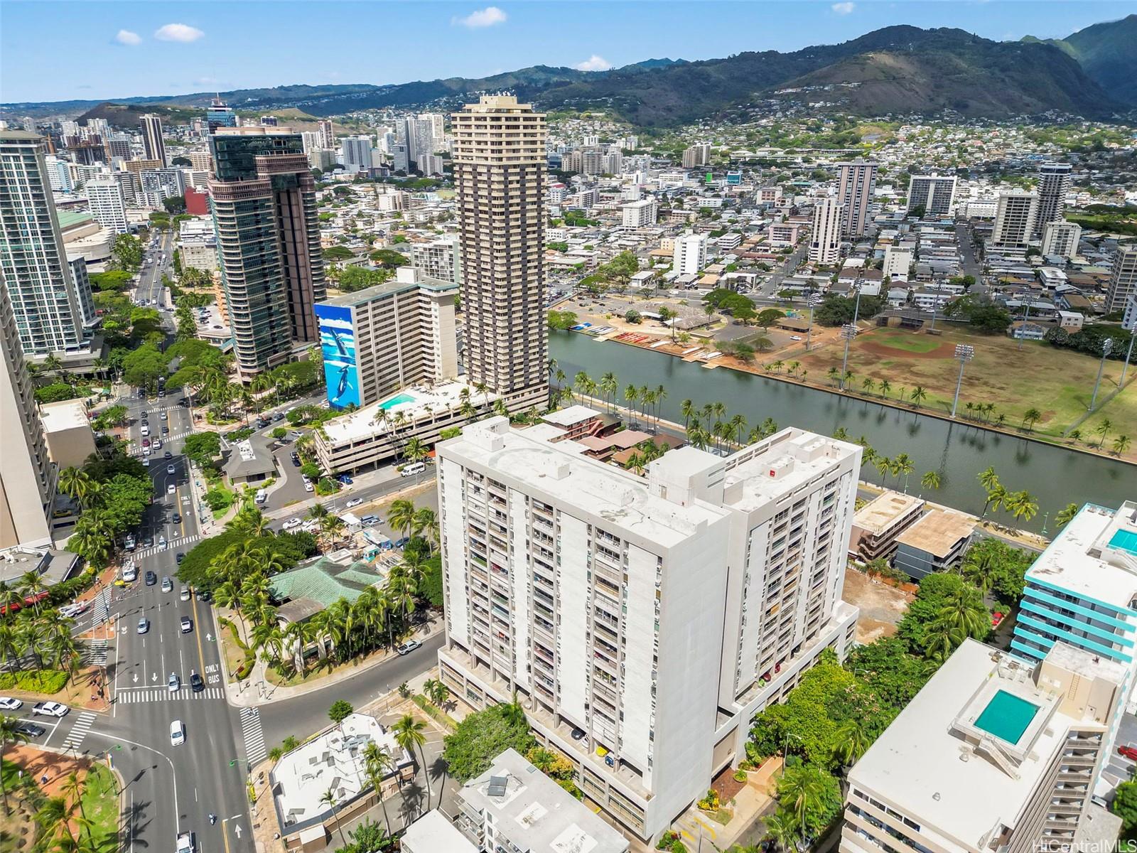 KEONI ANA condo # 907, Honolulu, Hawaii - photo 19 of 21