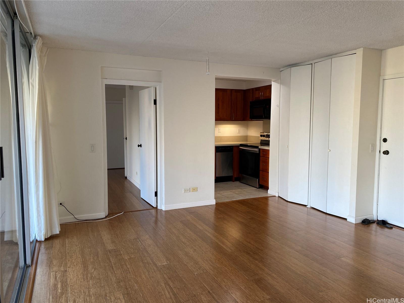 430 Keoniana St Honolulu - Rental - photo 4 of 15