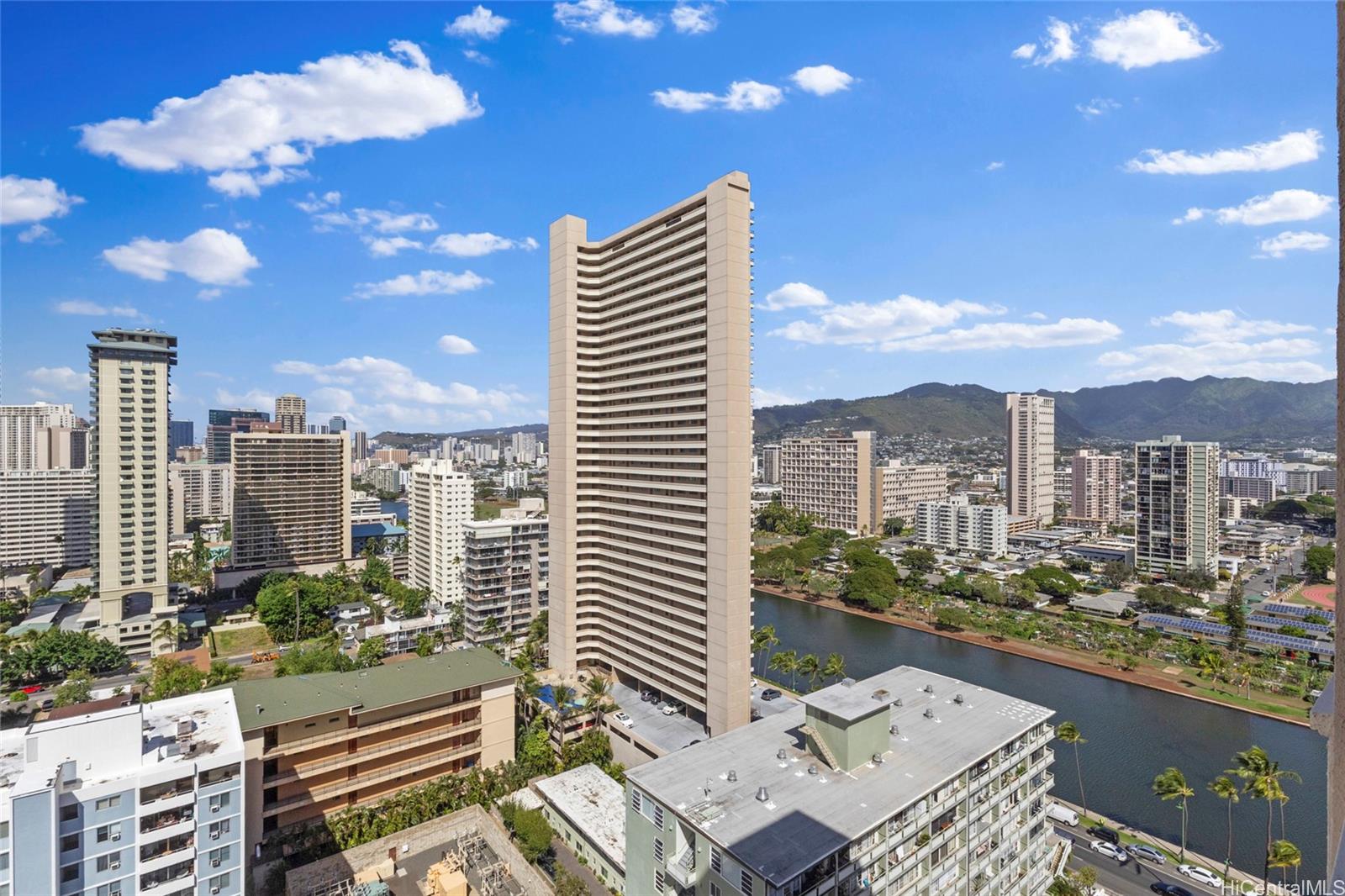 Aloha Towers condo # 2505, Honolulu, Hawaii - photo 12 of 19