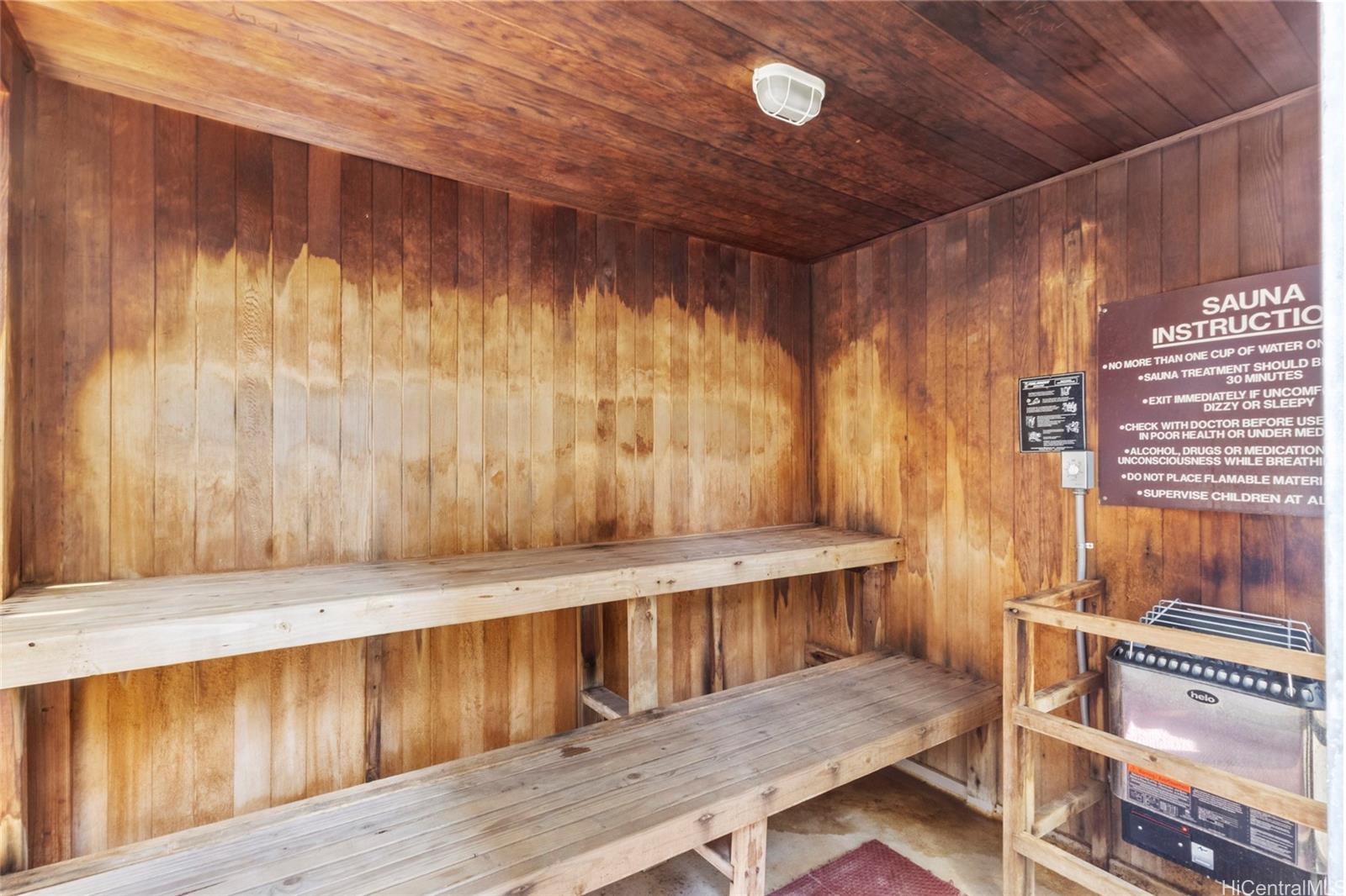 Aloha Towers condo # 2505, Honolulu, Hawaii - photo 16 of 19