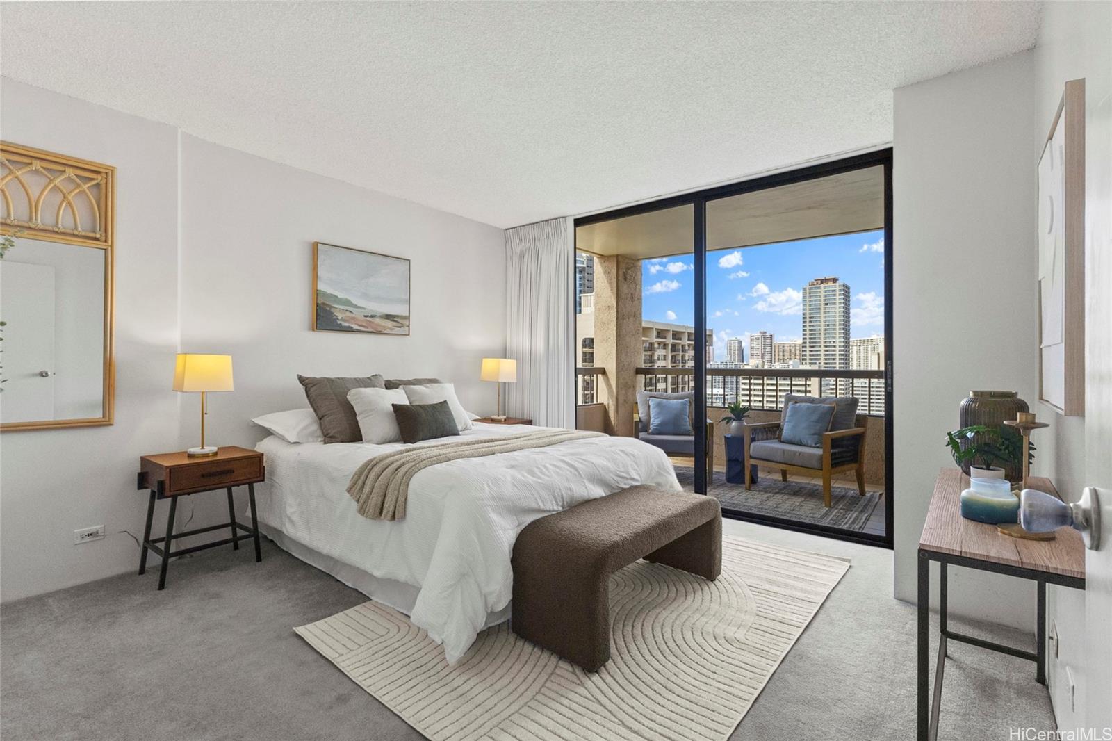 Aloha Towers condo # 2505, Honolulu, Hawaii - photo 9 of 22