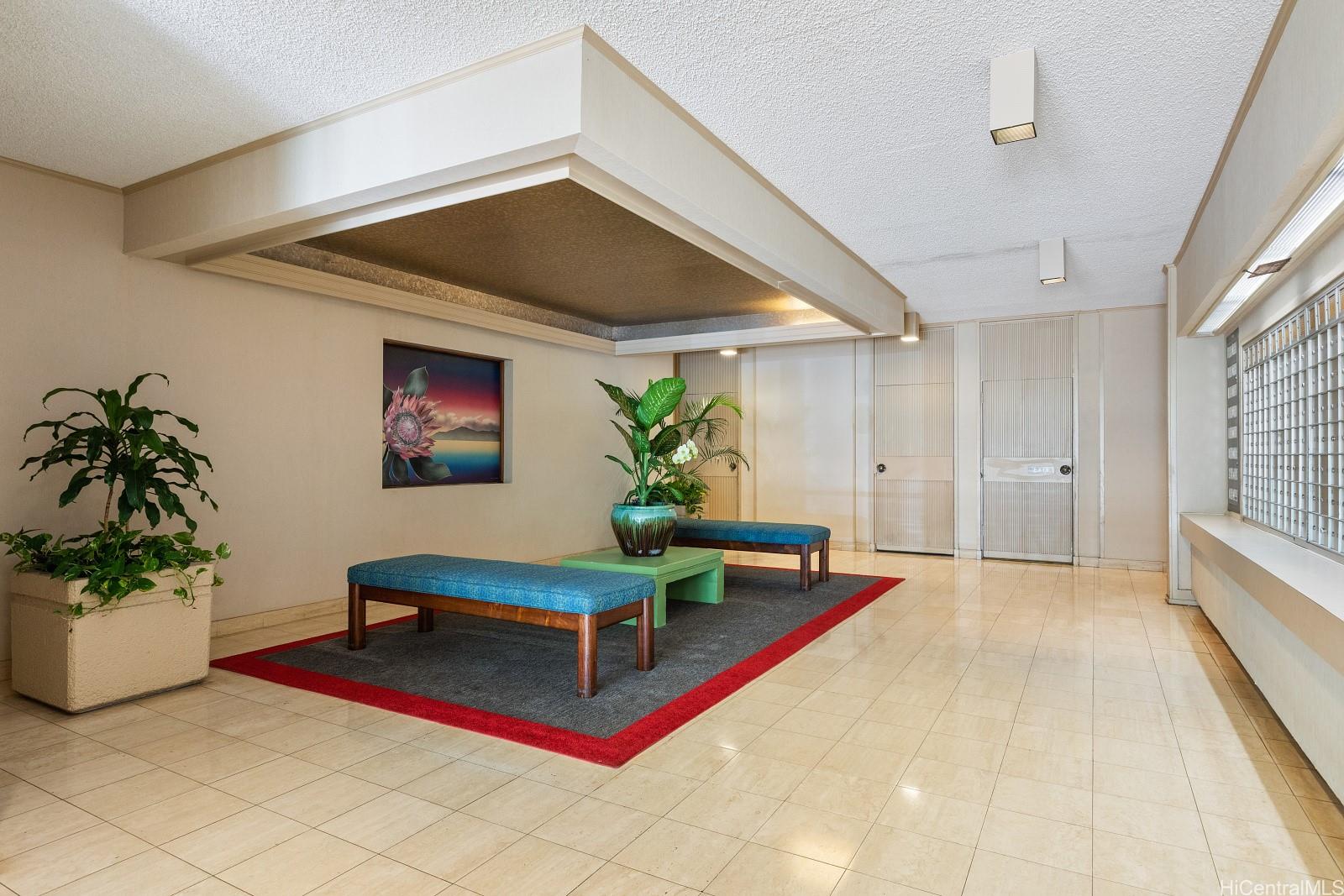 Aloha Towers condo # 2802, Honolulu, Hawaii - photo 23 of 25