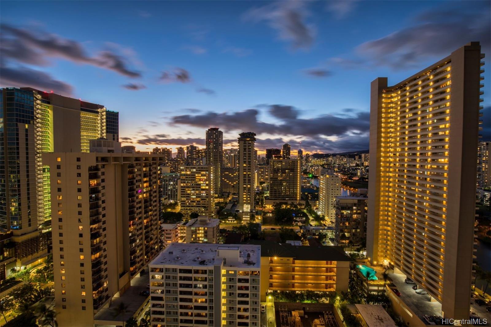 Aloha Towers condo # 2805, Honolulu, Hawaii - photo 12 of 20