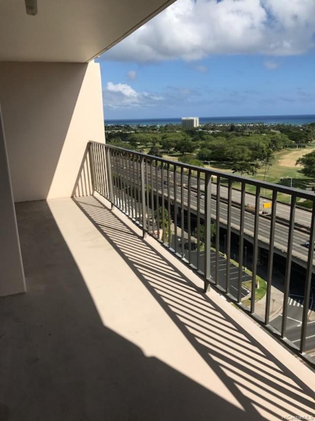 Kahala Towers condo # 1406-A, Honolulu, Hawaii - photo 21 of 24