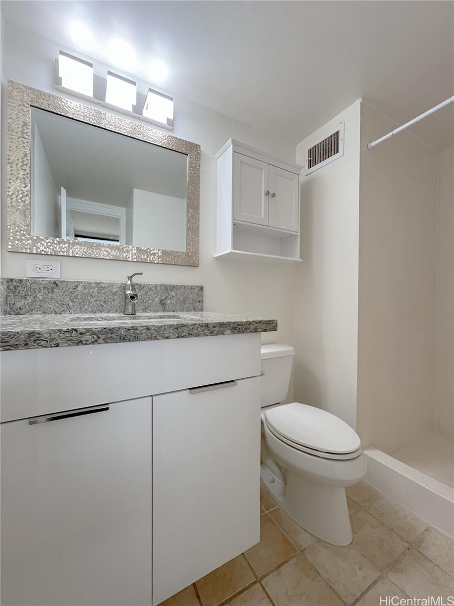 4300 Waialae Ave Honolulu - Rental - photo 19 of 22