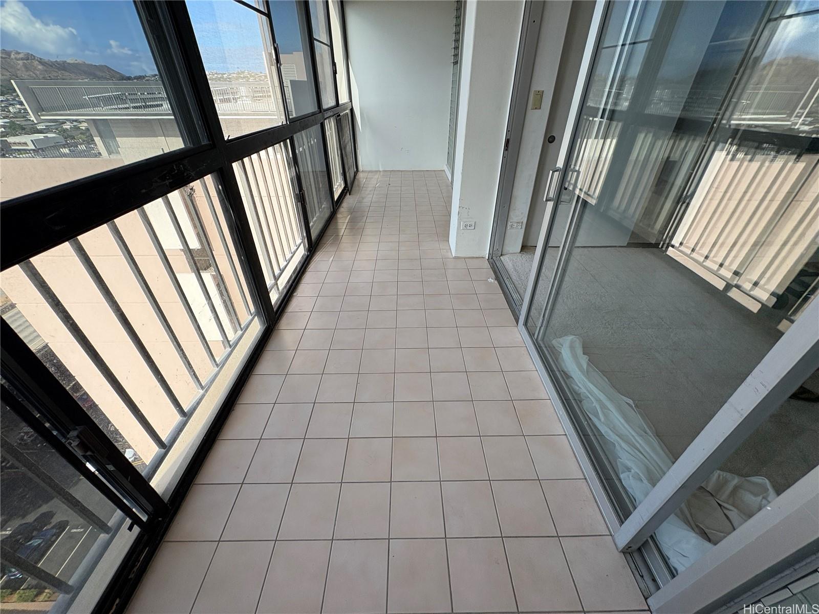 Kahala Towers condo # A1502, Honolulu, Hawaii - photo 8 of 9