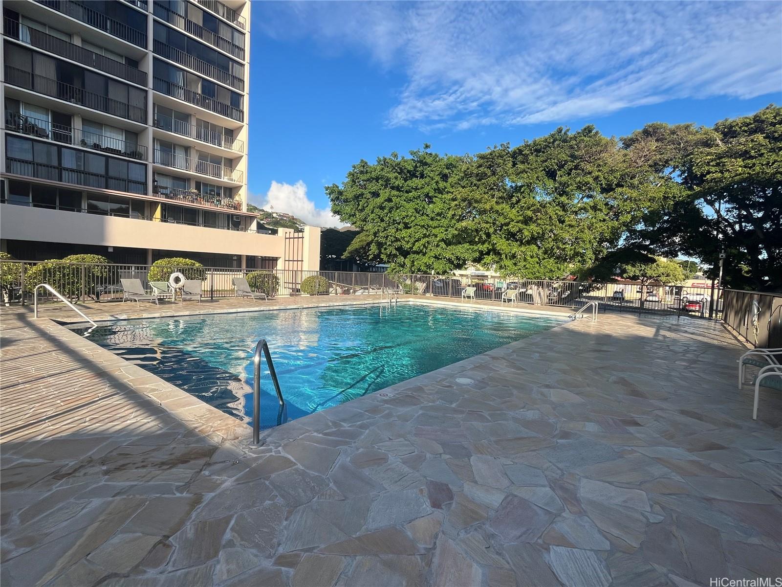 Kahala Towers condo # A302, Honolulu, Hawaii - photo 14 of 16