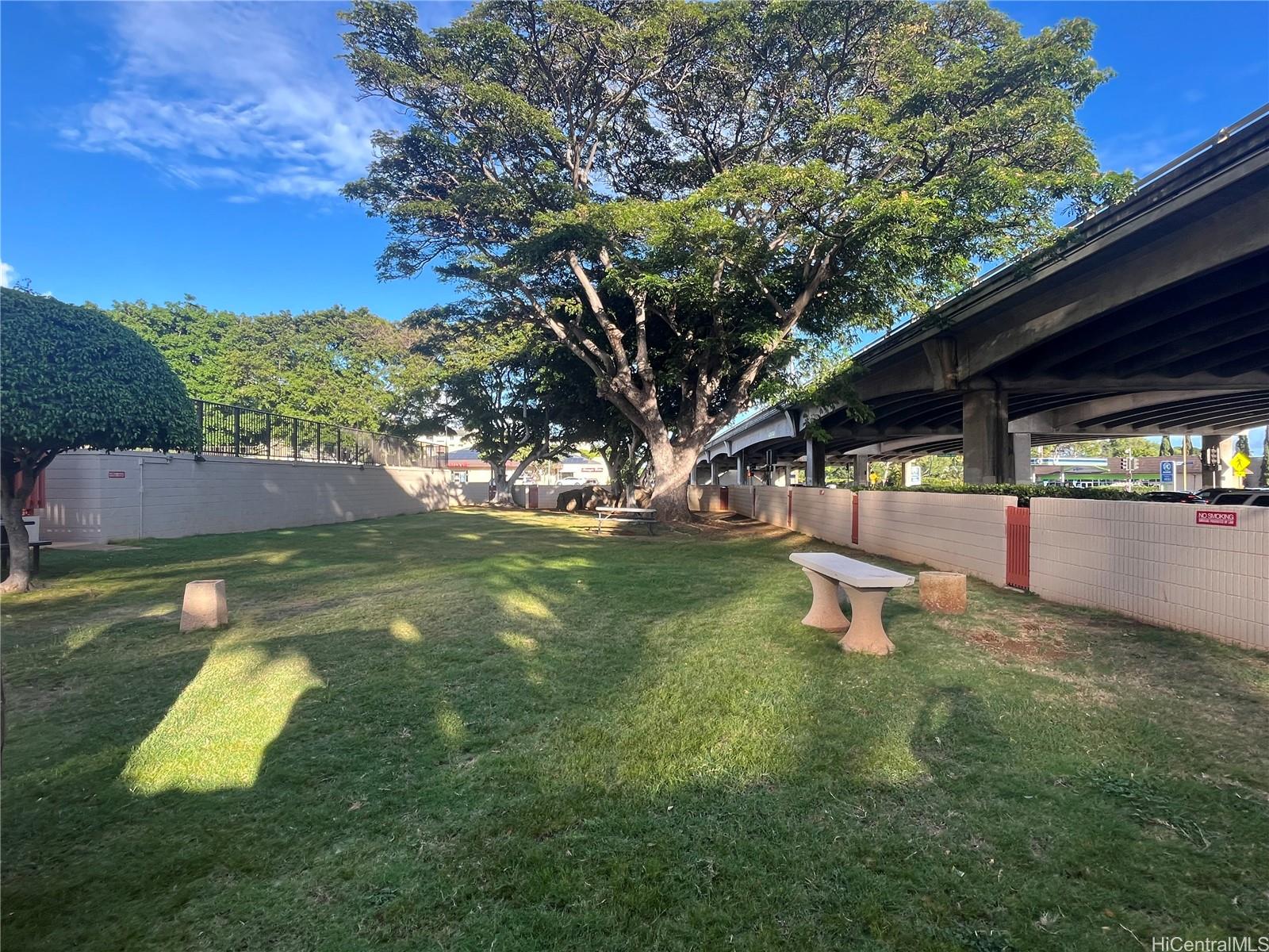 Kahala Towers condo # A302, Honolulu, Hawaii - photo 15 of 16