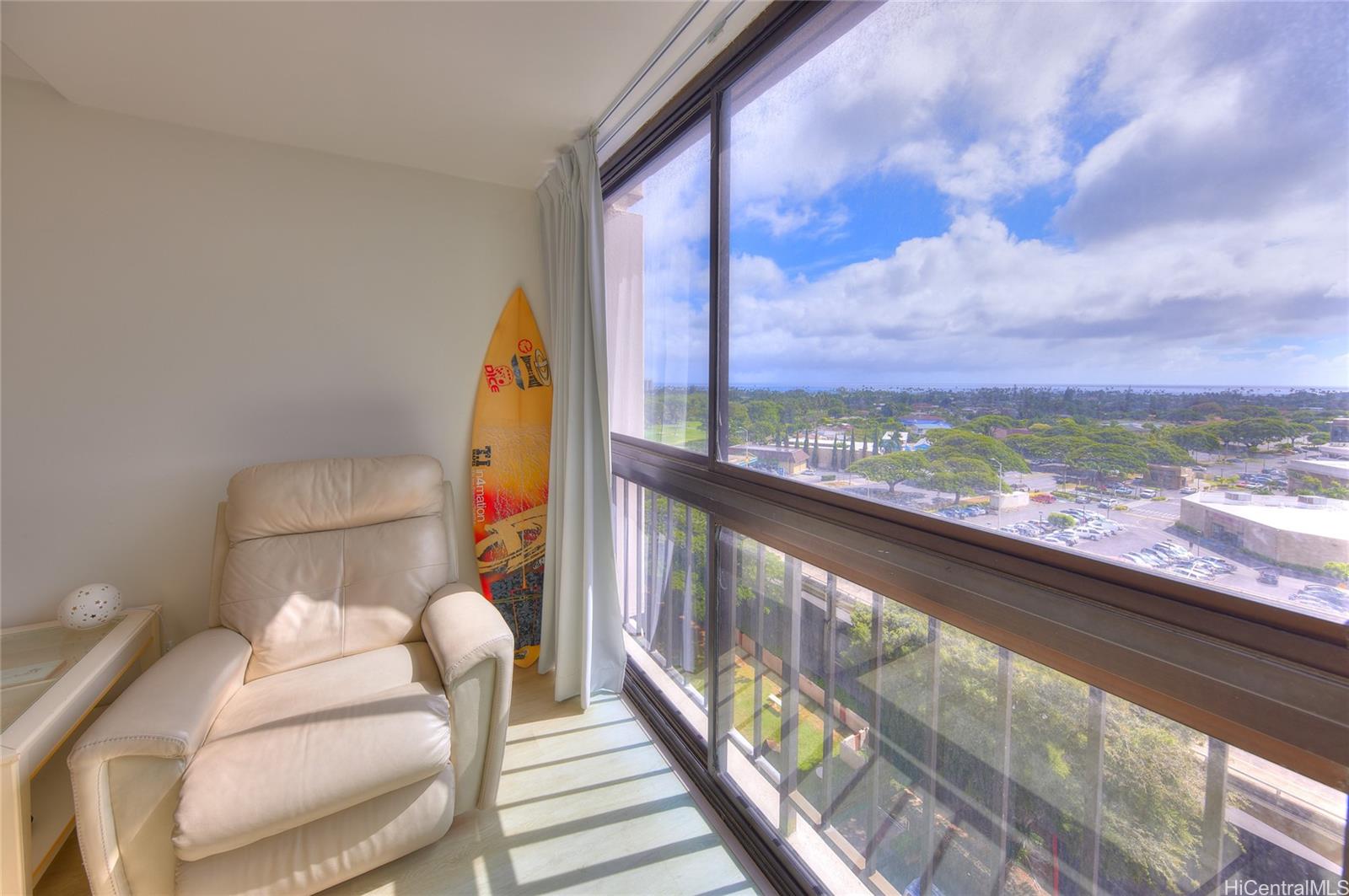 Kahala Towers condo # B1005, Honolulu, Hawaii - photo 7 of 18