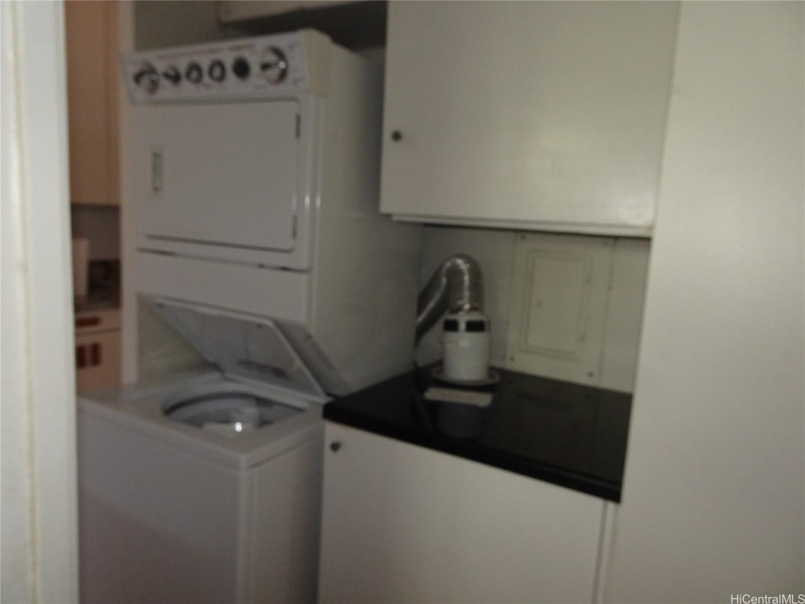 Kahala Towers condo # B1204, Honolulu, Hawaii - photo 5 of 10