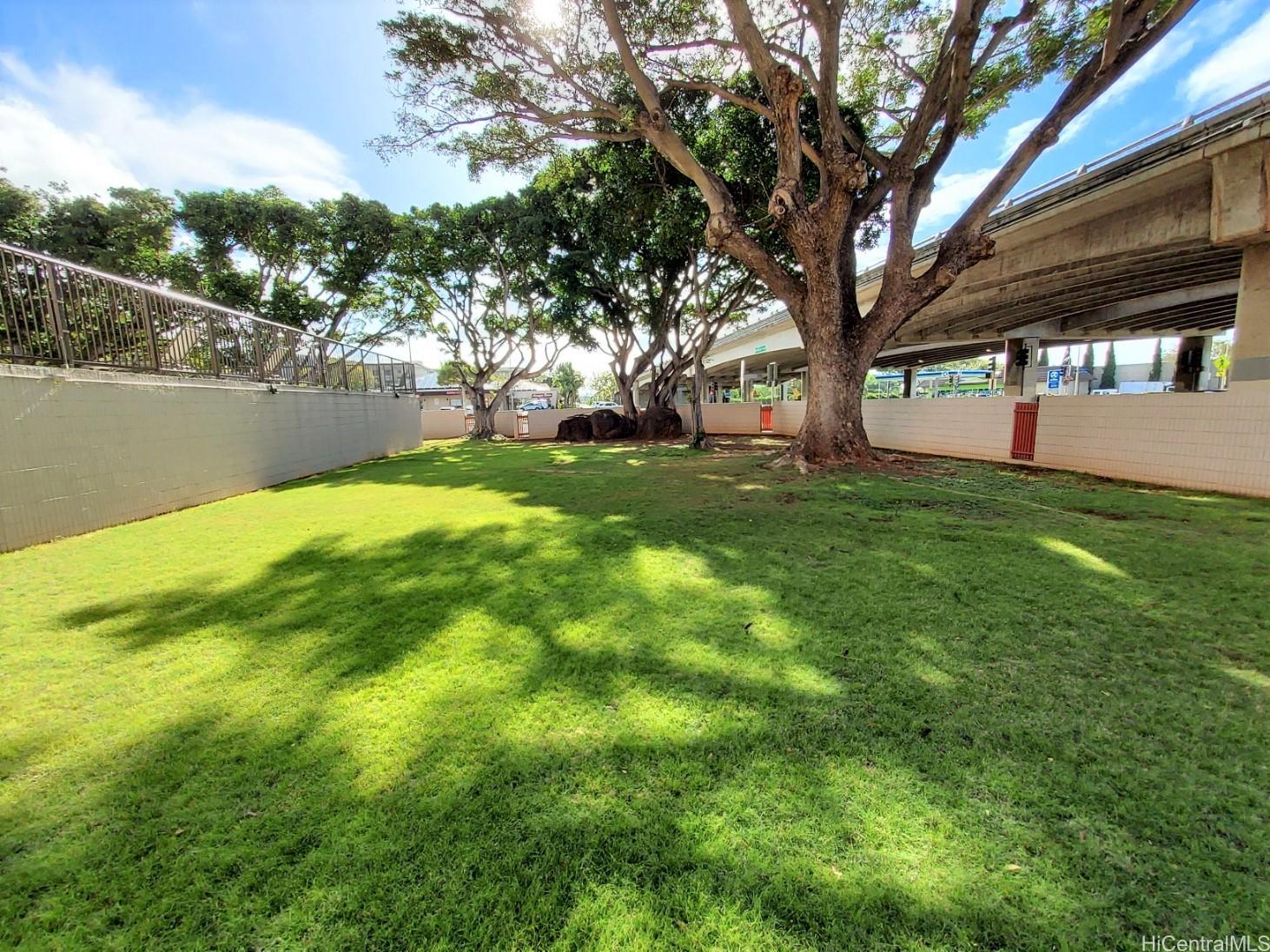 4300 Waialae Ave Honolulu - Rental - photo 22 of 24