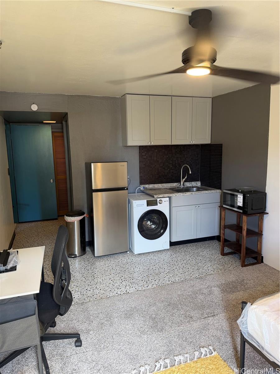 Palms Inc condo # 1003, Honolulu, Hawaii - photo 7 of 22