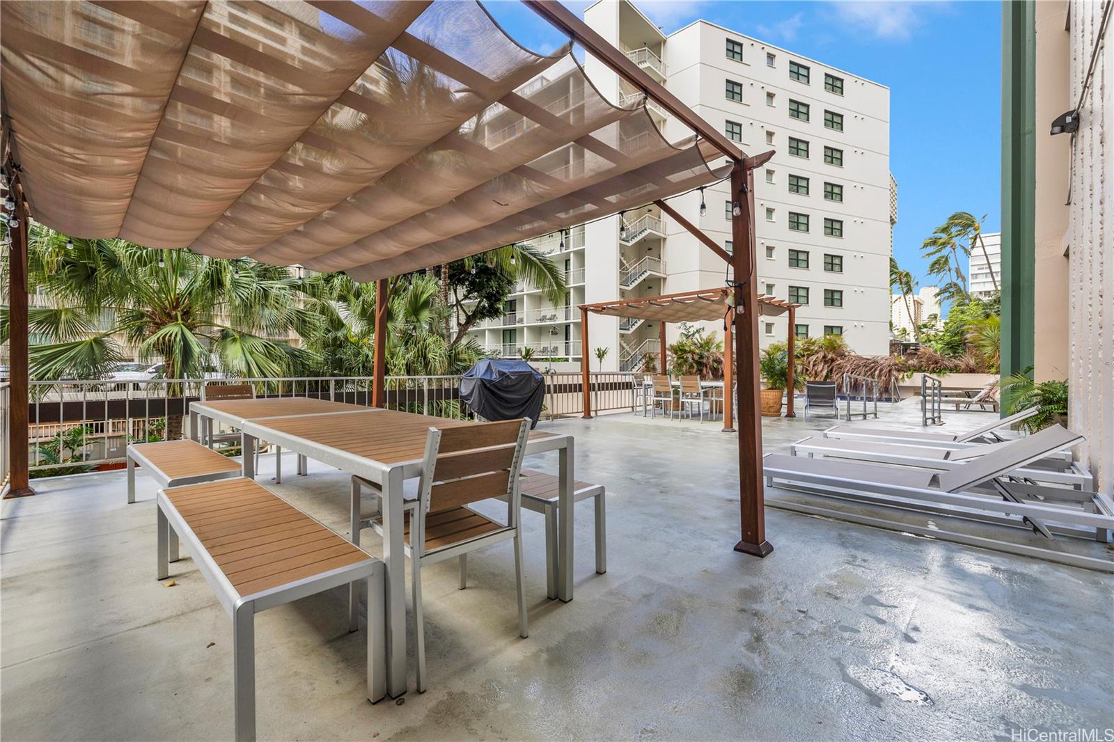 Palms Inc condo # 1301, Honolulu, Hawaii - photo 16 of 24