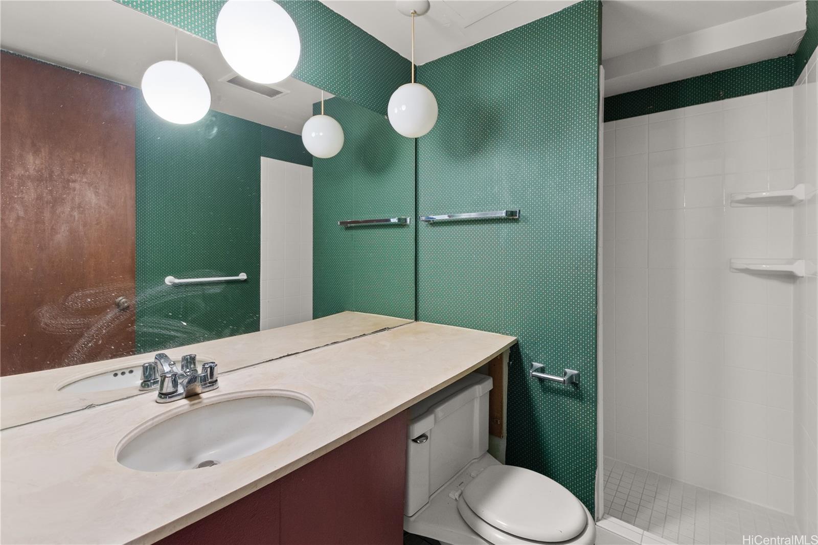 Palms Inc condo # 304, Honolulu, Hawaii - photo 16 of 24