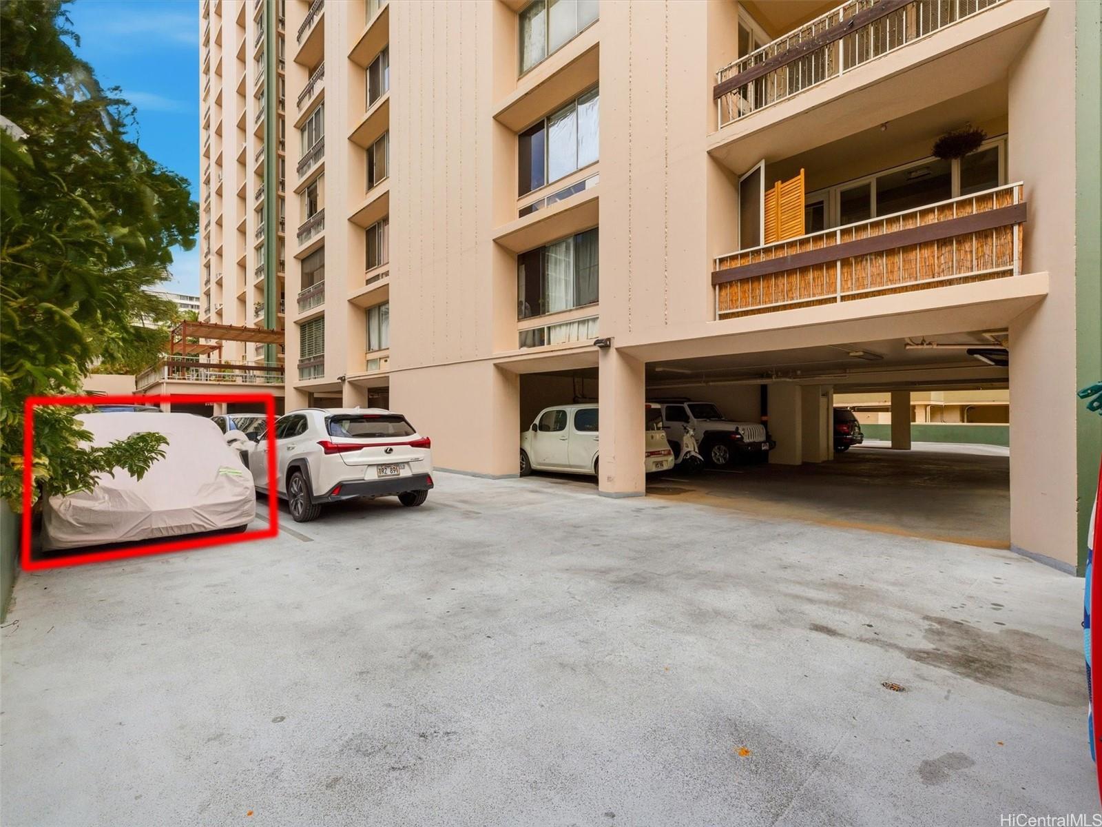 Palms Inc condo # 307, Honolulu, Hawaii - photo 15 of 17