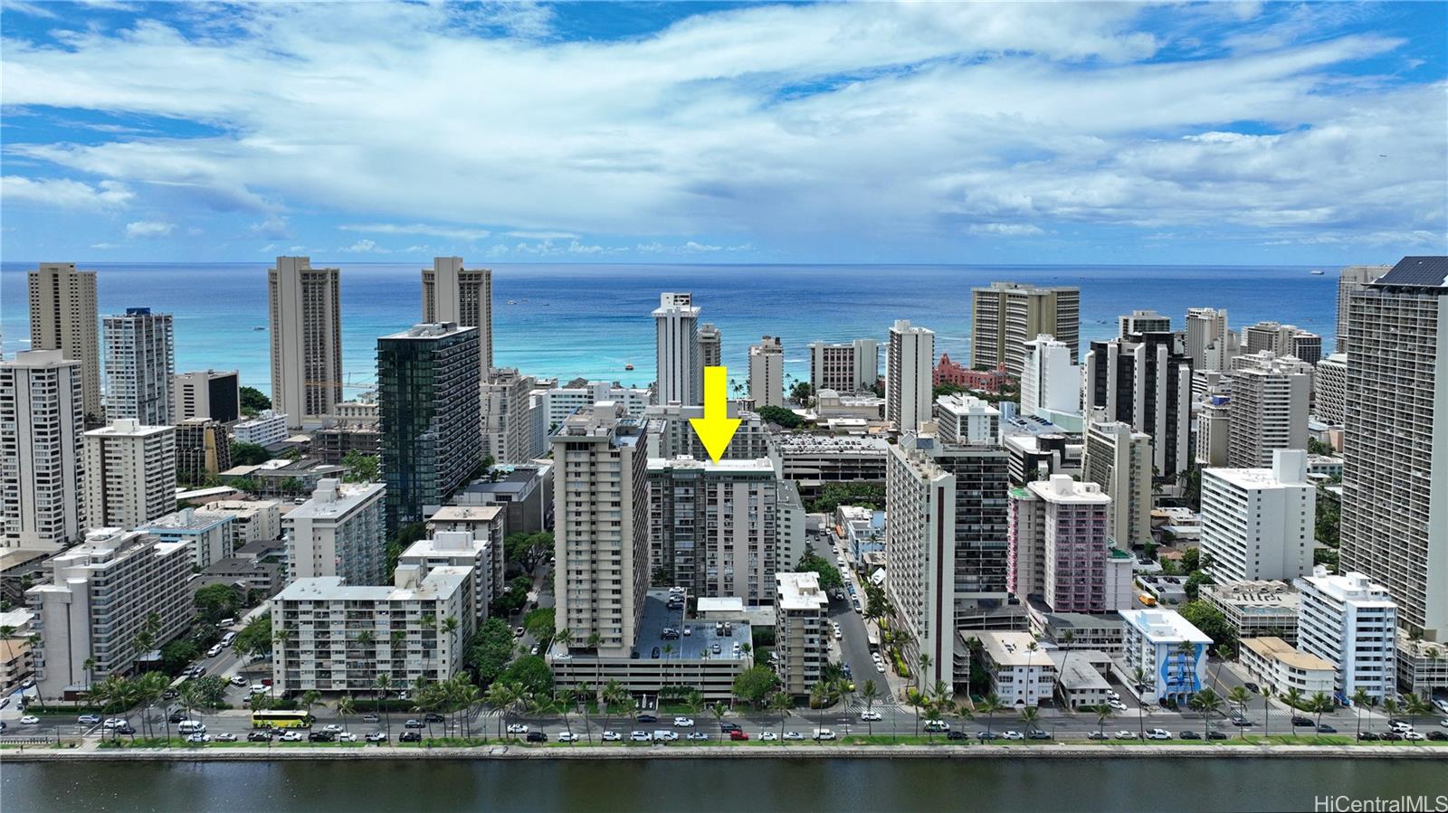 Palms Inc condo # 802, Honolulu, Hawaii - photo 3 of 24