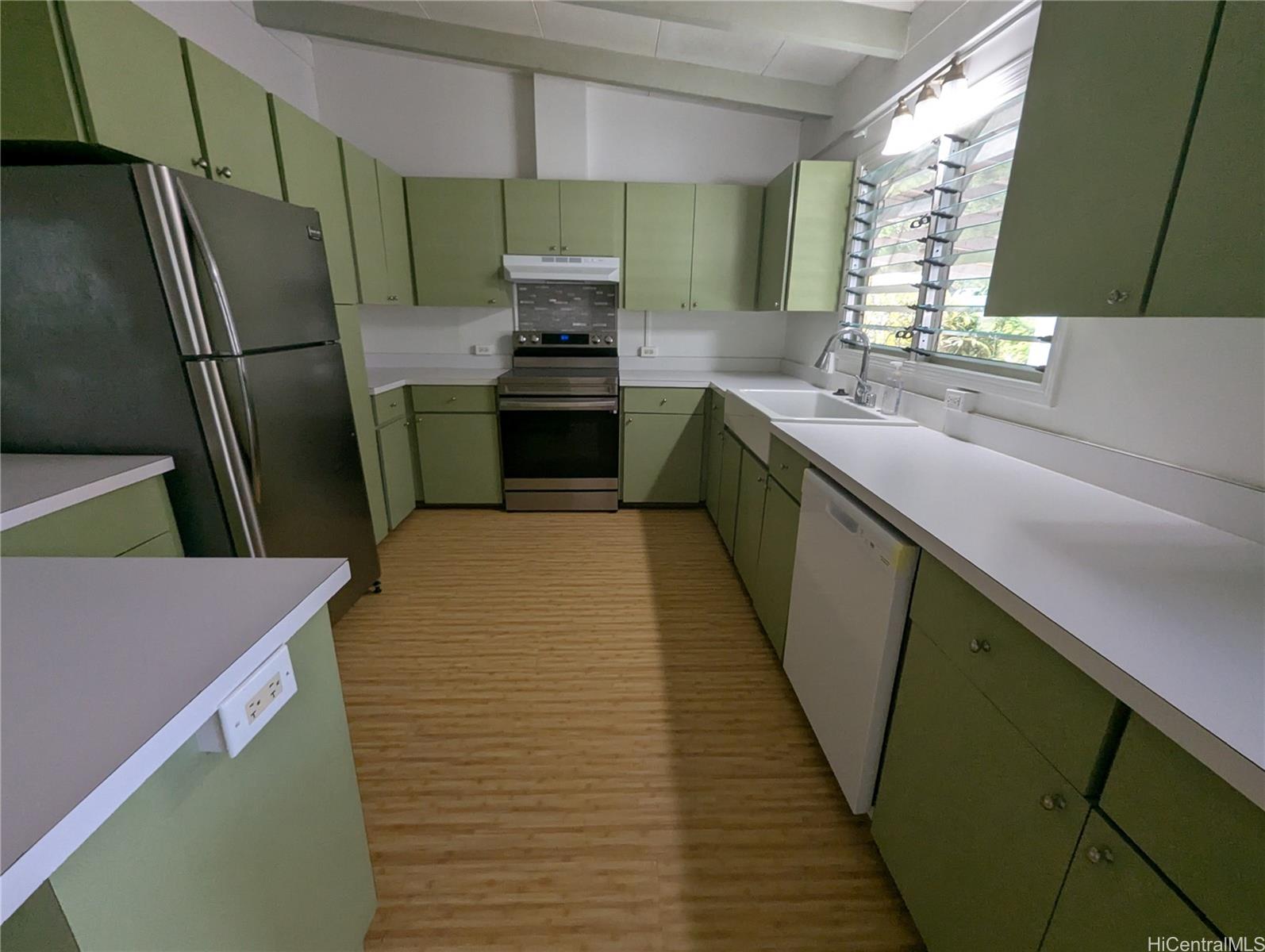 4310 Likini Street Honolulu - Rental - photo 4 of 11