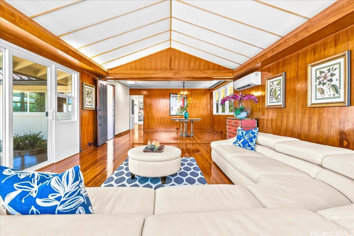 4316  Papu Circle Diamond Head, Diamond Head home - photo 4 of 25