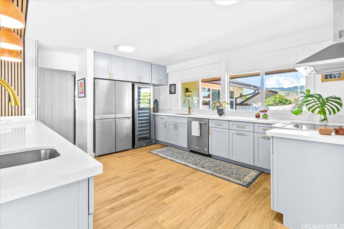 4316  Papu Circle Diamond Head, Diamond Head home - photo 7 of 25