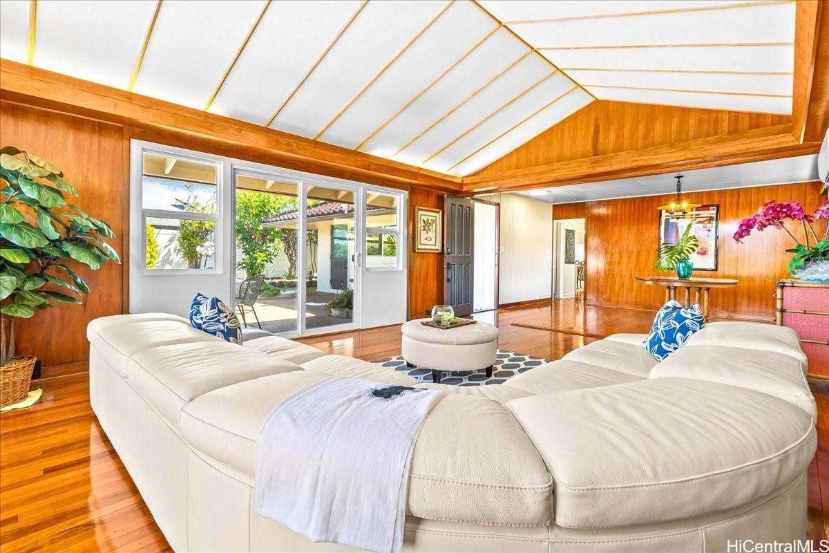 4316  Papu Circle Diamond Head, Diamond Head home - photo 4 of 25