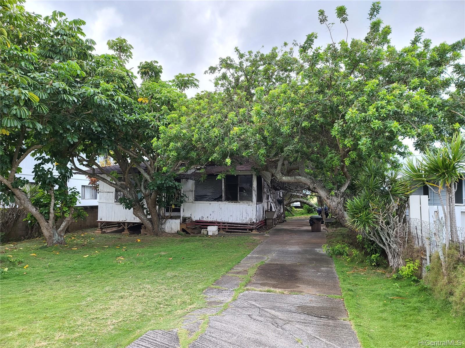 431C Kalama Street , Kailua, Hi 96734 Coconut Grove