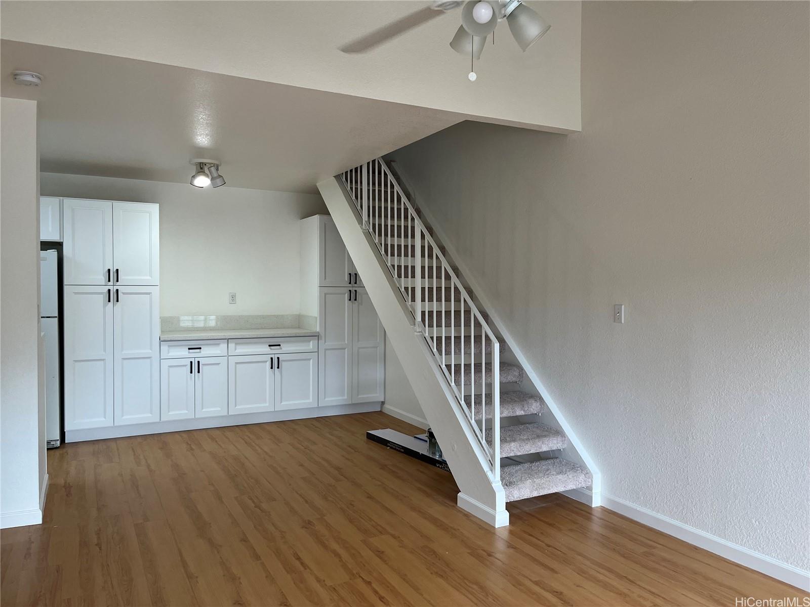 432 Mananai Place townhouse # 18C, Honolulu, Hawaii - photo 2 of 17