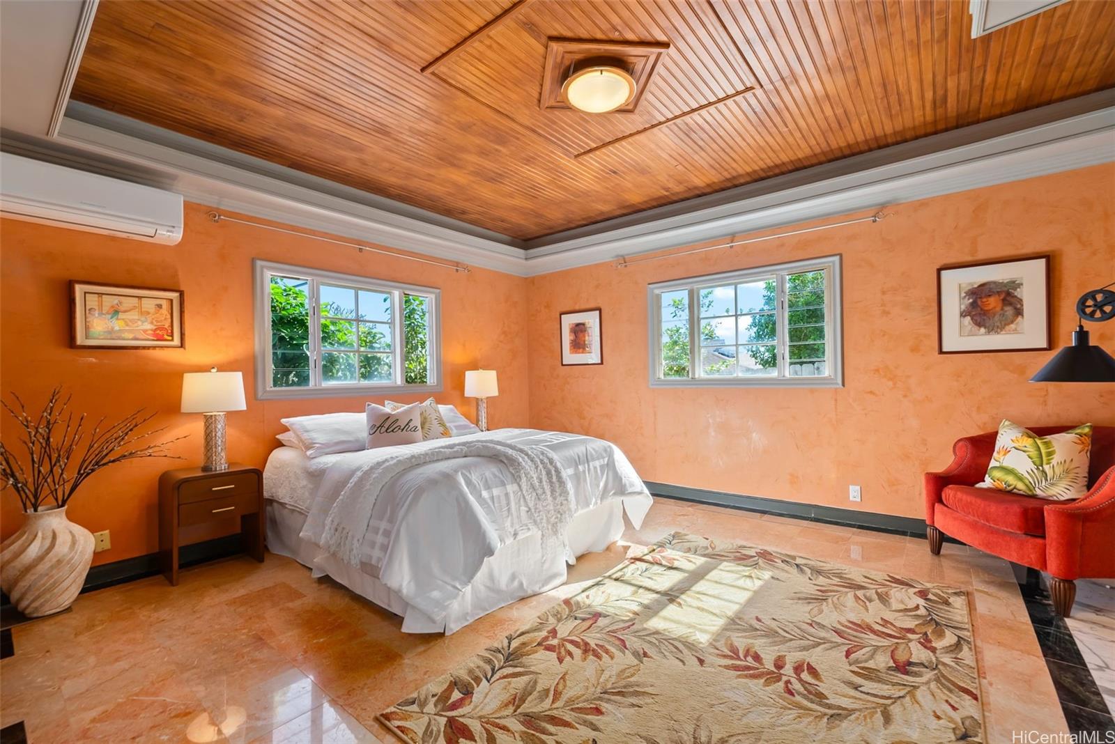 4327  Kilauea Ave Kahala Area, Diamond Head home - photo 18 of 25