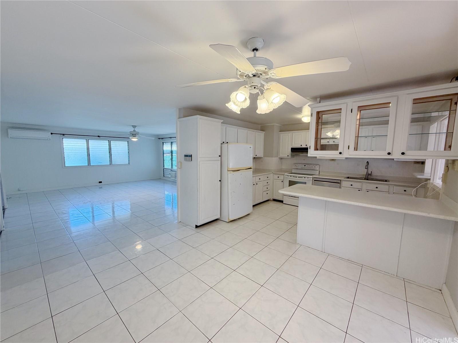 4328  Olaloa Street Foster Village, PearlCity home - photo 5 of 25