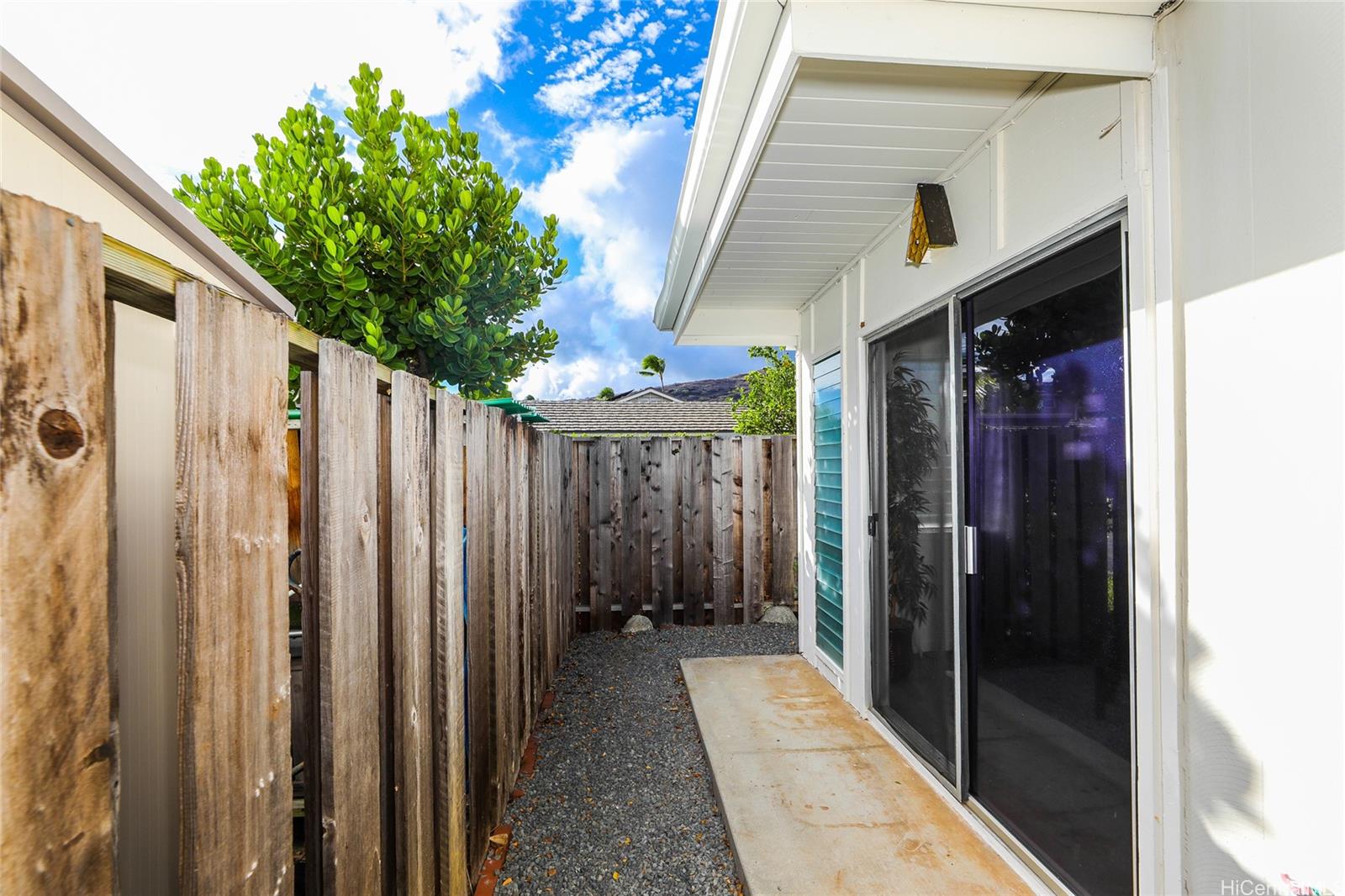 Kuapa Isle condo # 561, Honolulu, Hawaii - photo 6 of 25