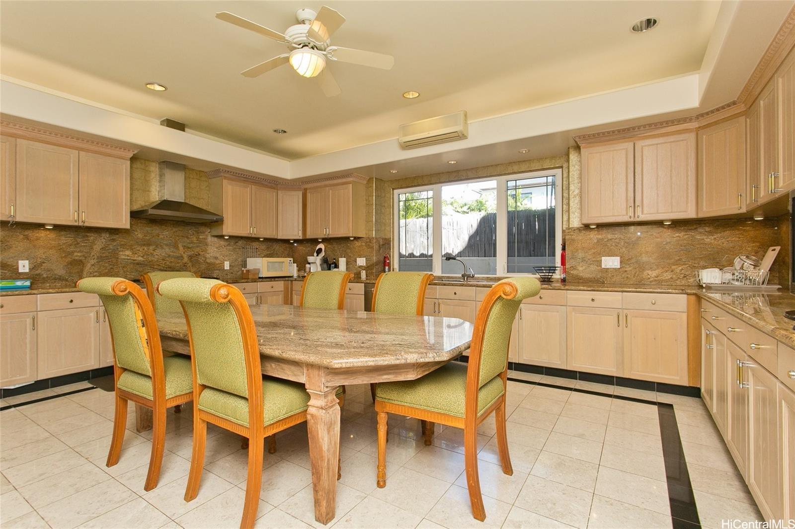 4347  Pahoa Ave Kahala Area, Diamond Head home - photo 12 of 25